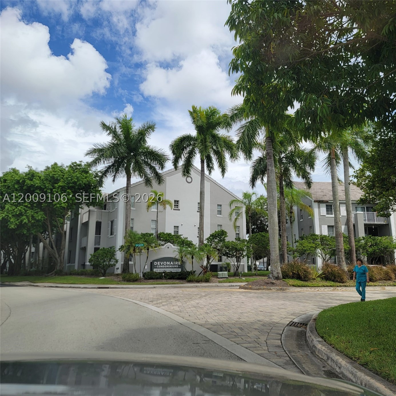 Pembroke Pines photo 3