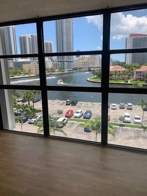 Hallandale Beach photo 5