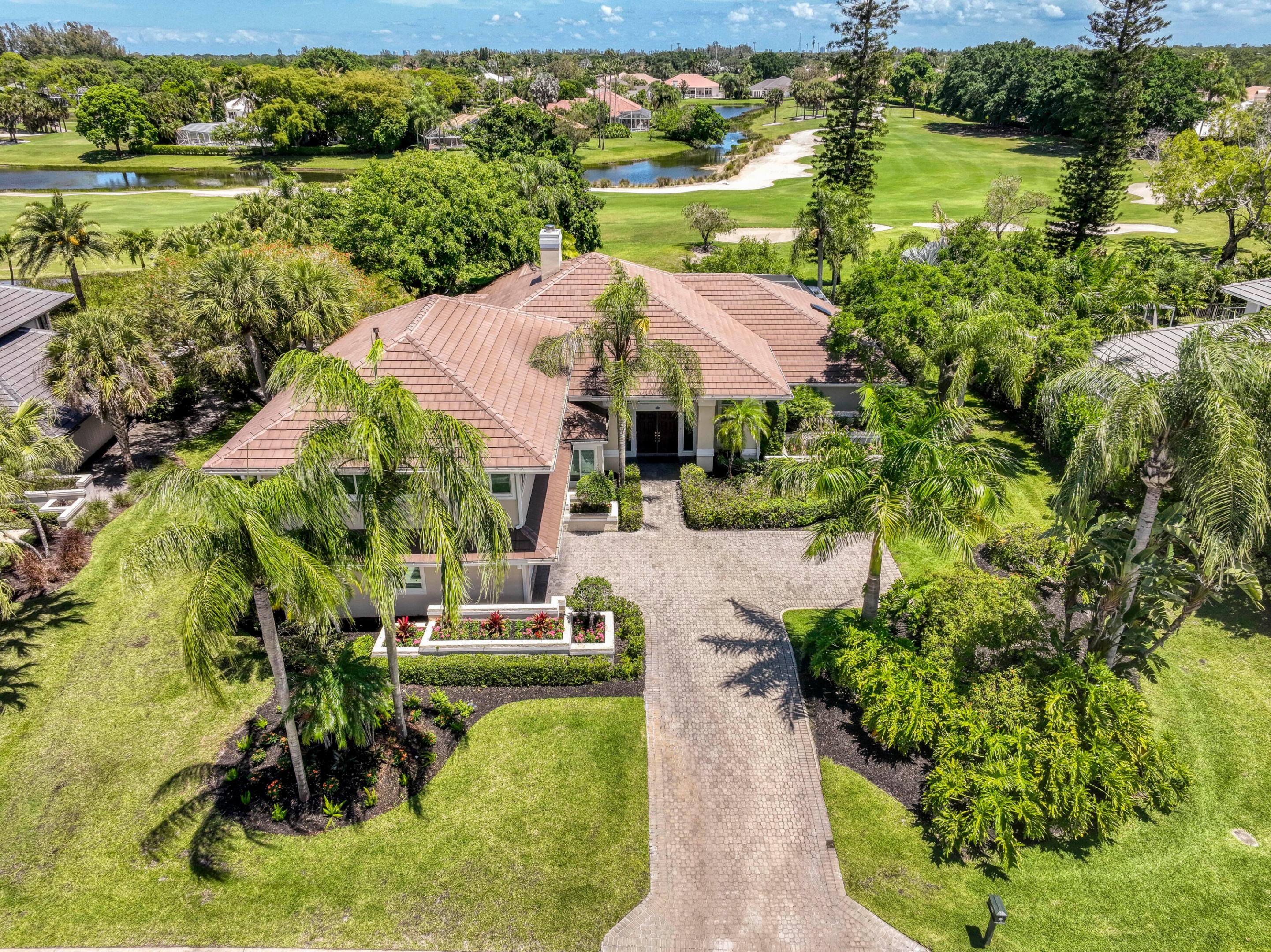 Palm Beach Gardens photo 1