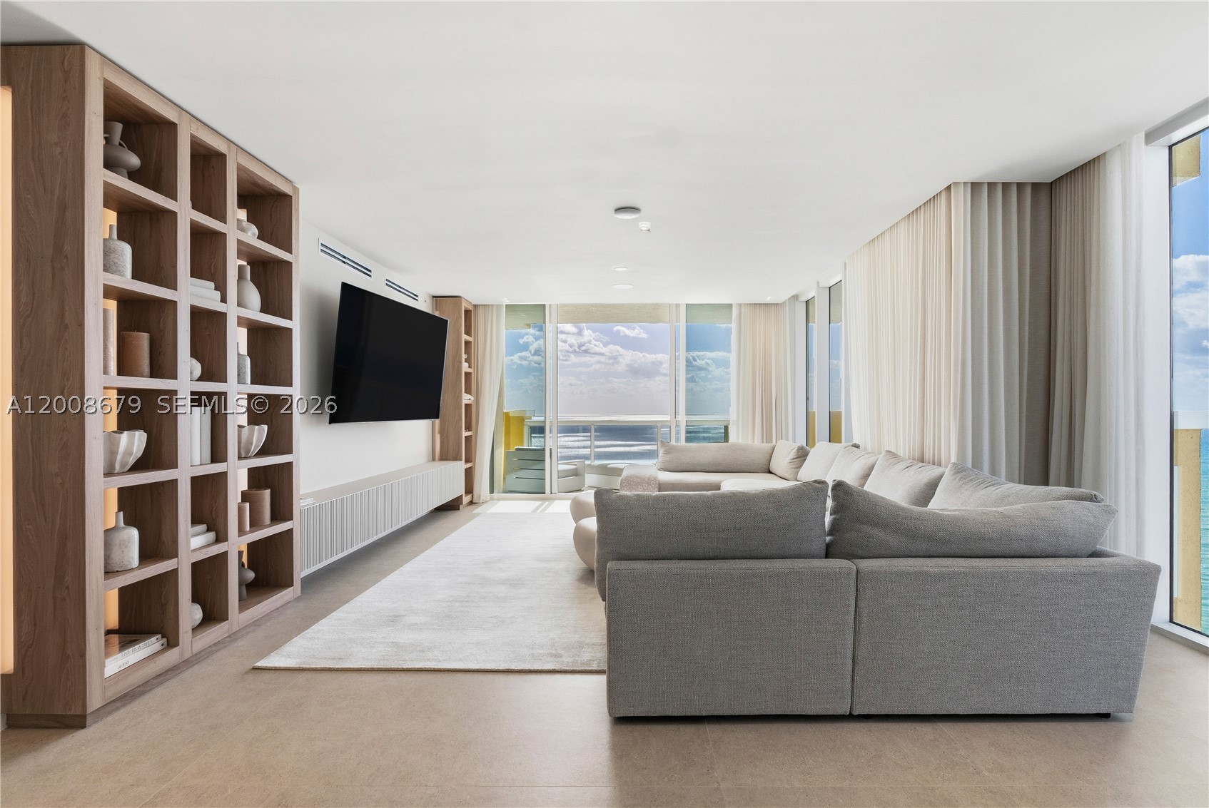Sunny Isles Beach photo 1