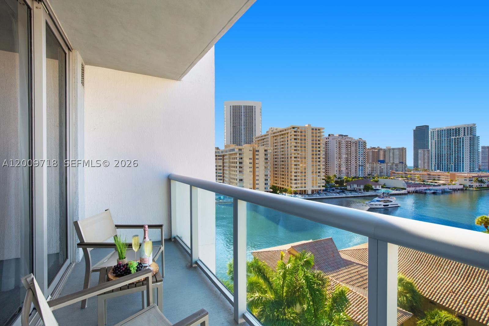 Hallandale Beach photo 1