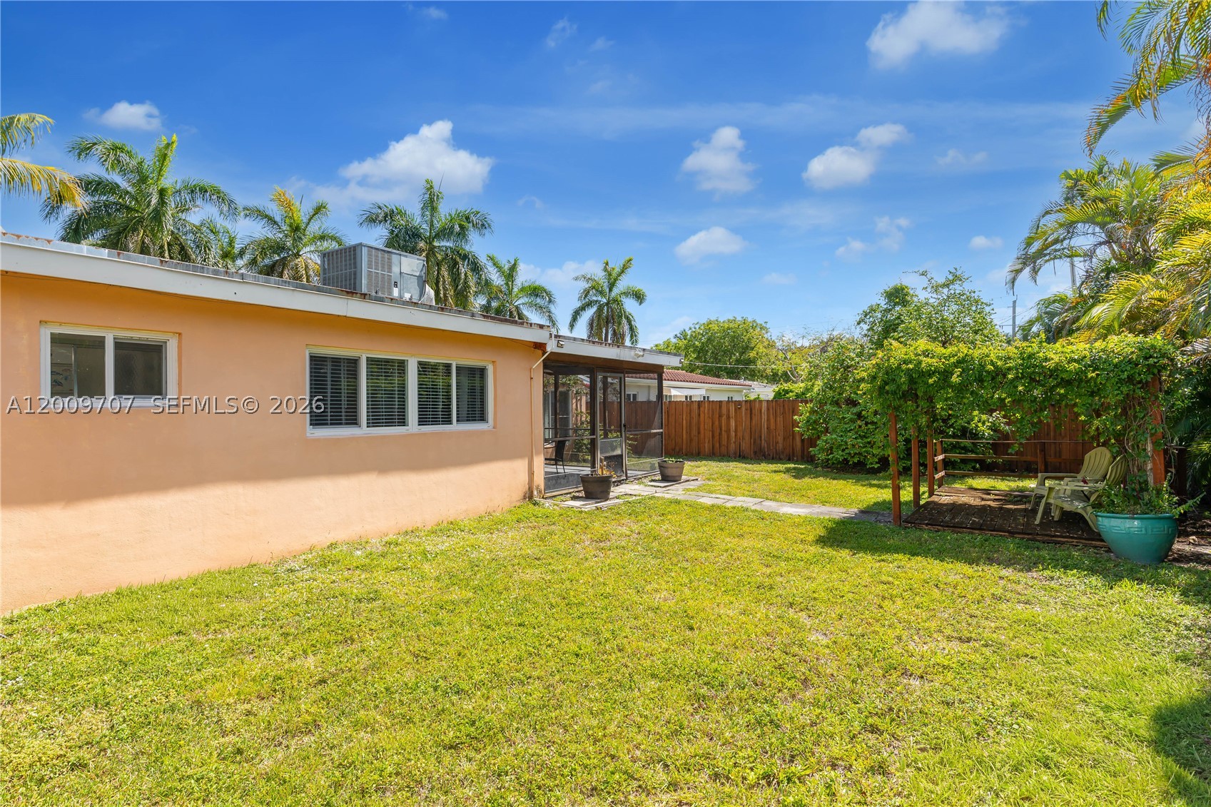 Hallandale Beach photo 5