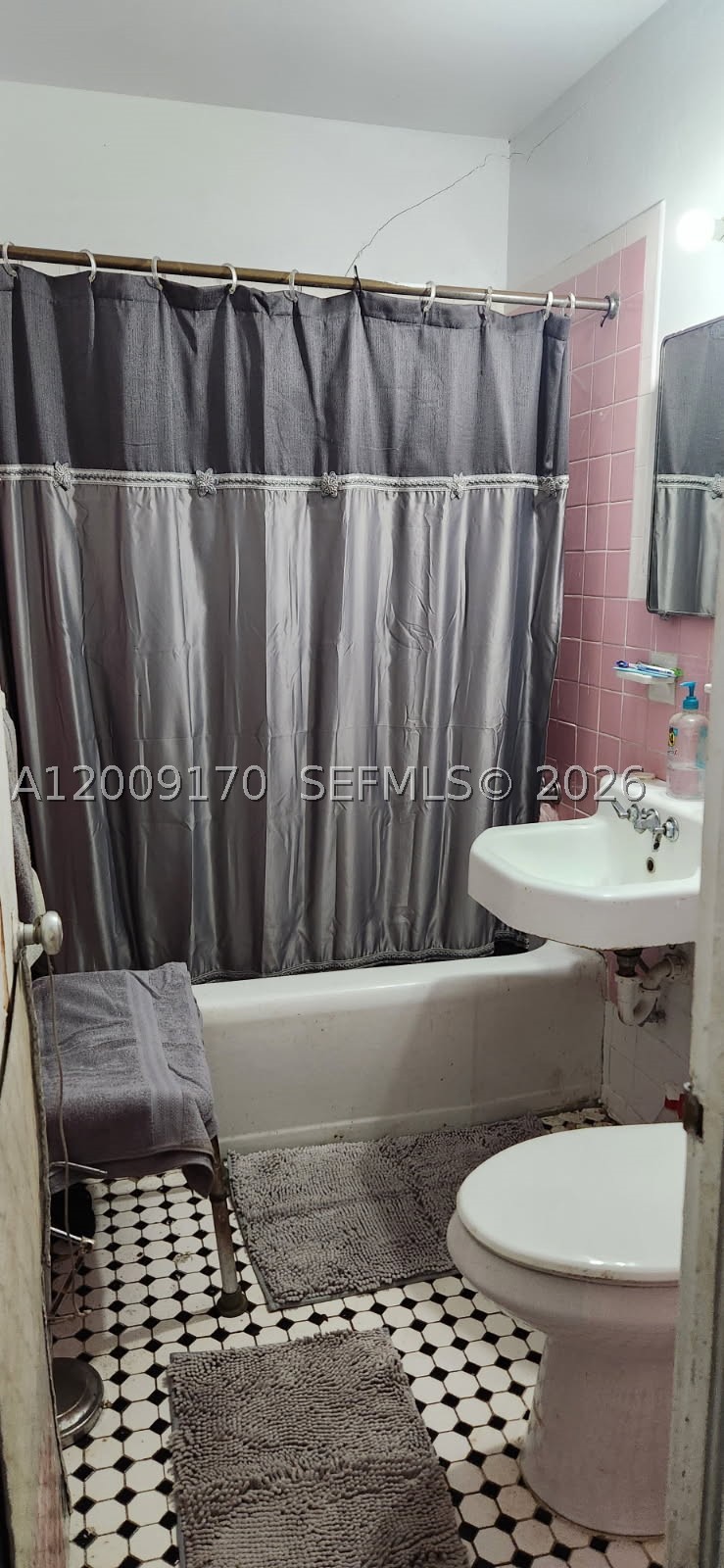 Hialeah photo 5