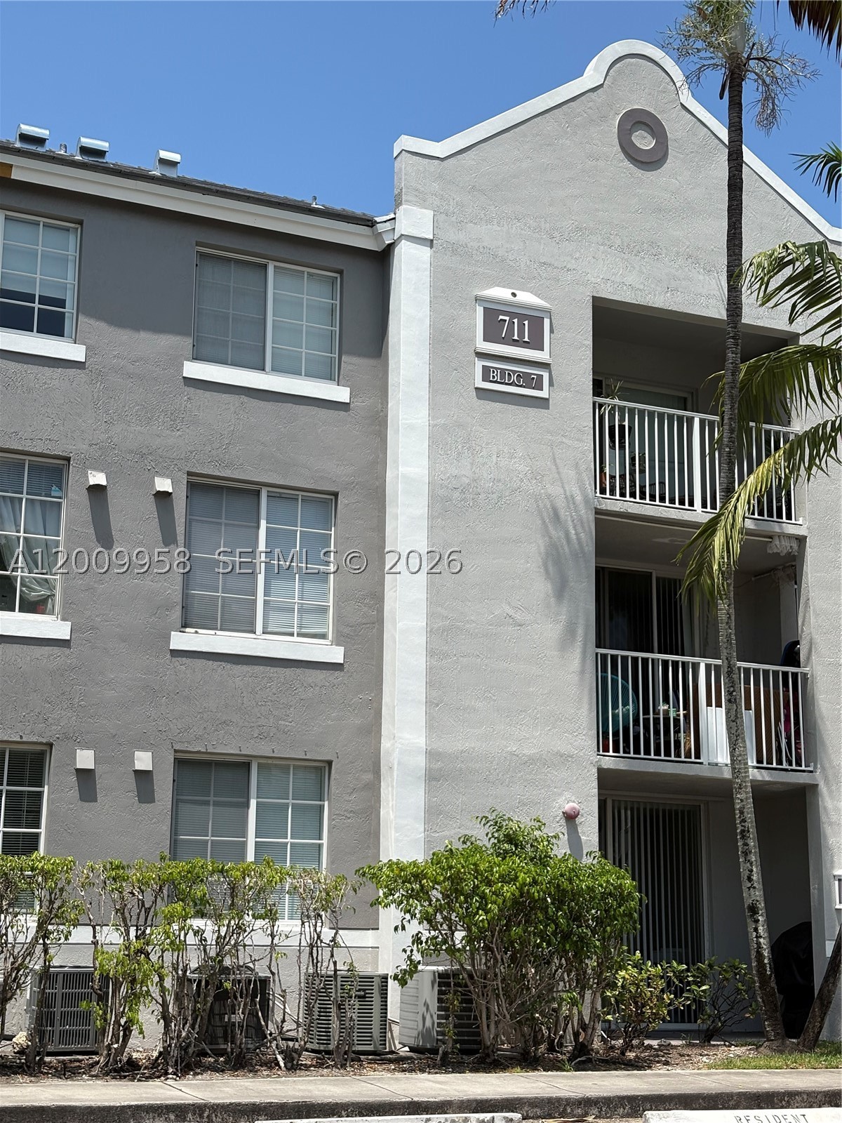 Pembroke Pines photo 3