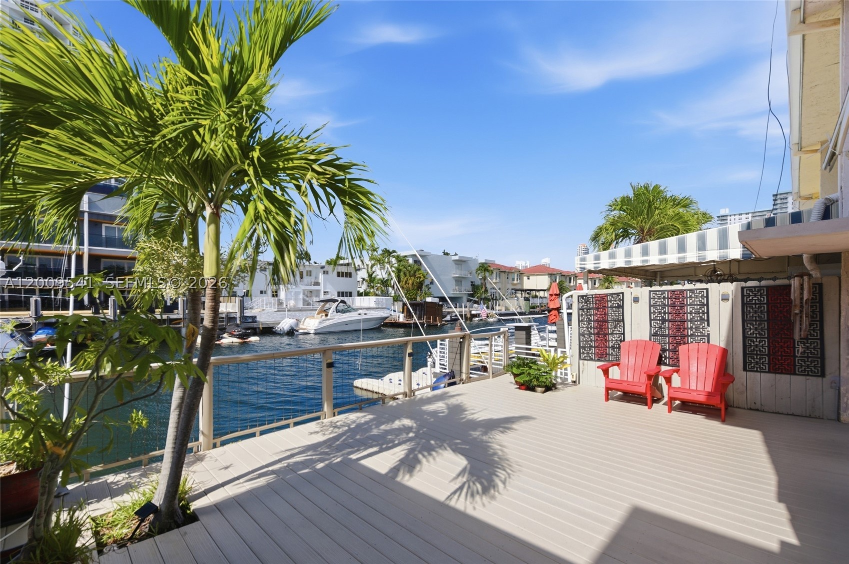 North Miami Beach photo 1