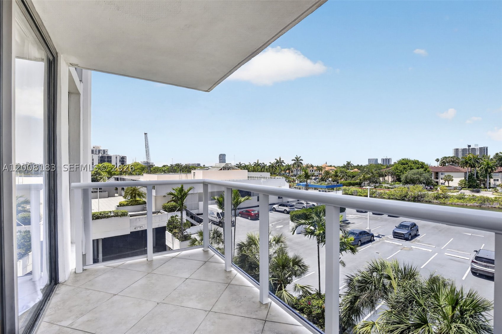 Aventura photo 5