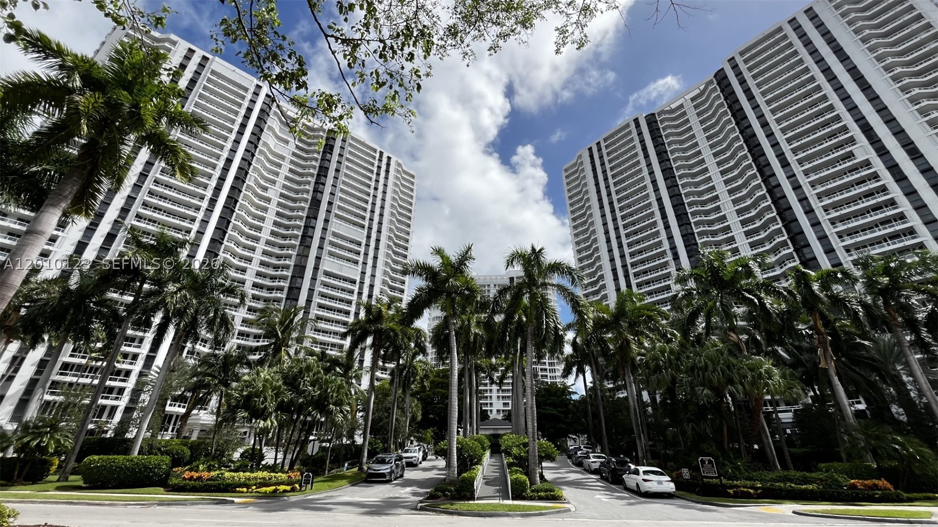 Aventura photo 1
