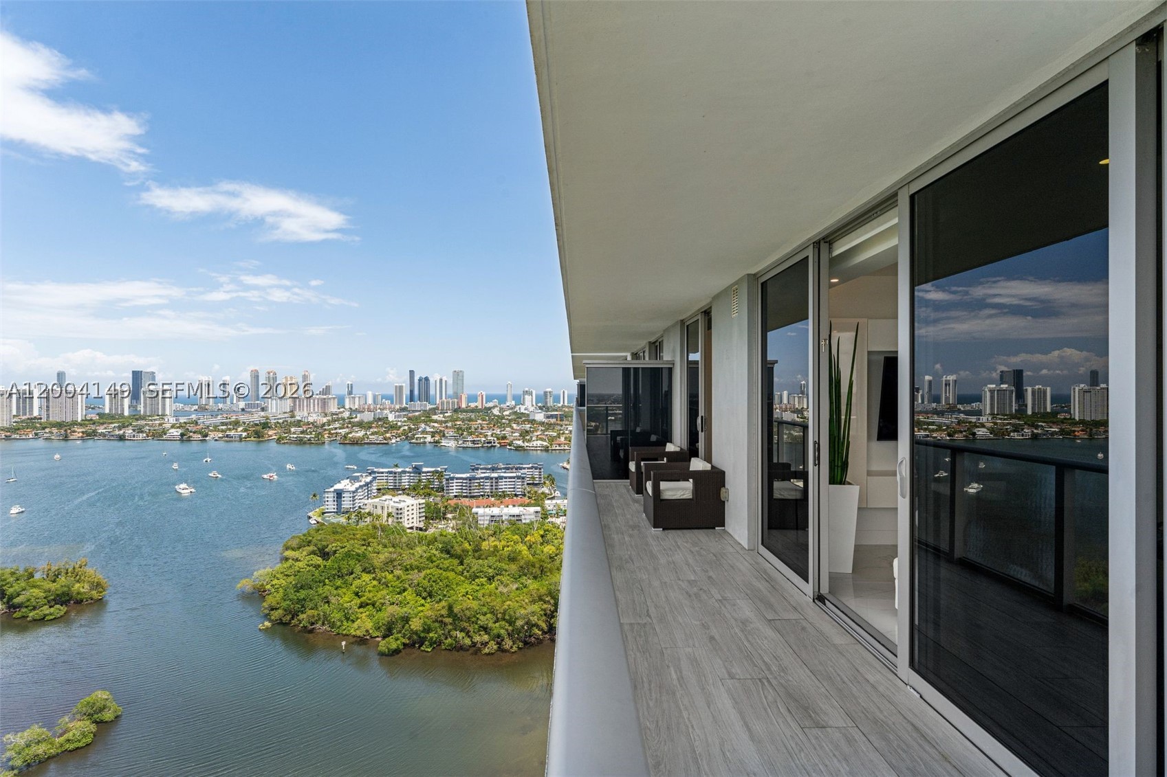 North Miami Beach photo 1