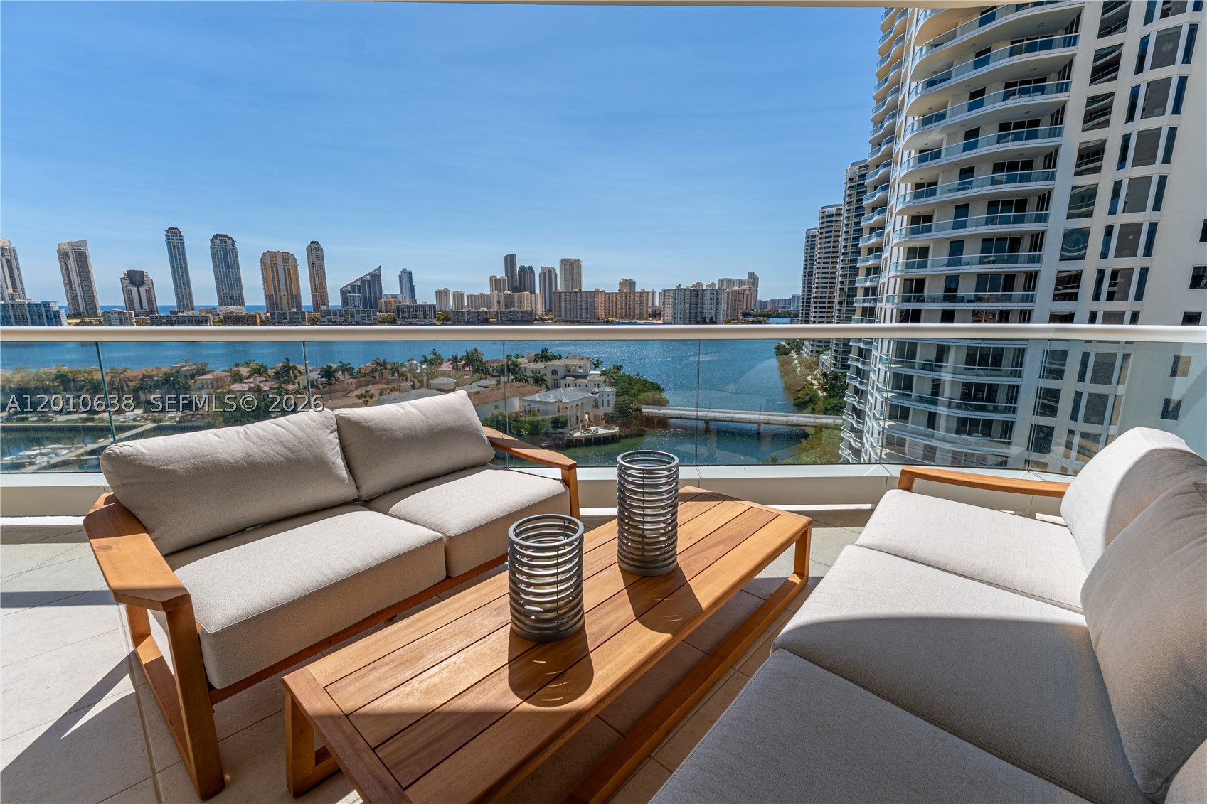Aventura photo 1