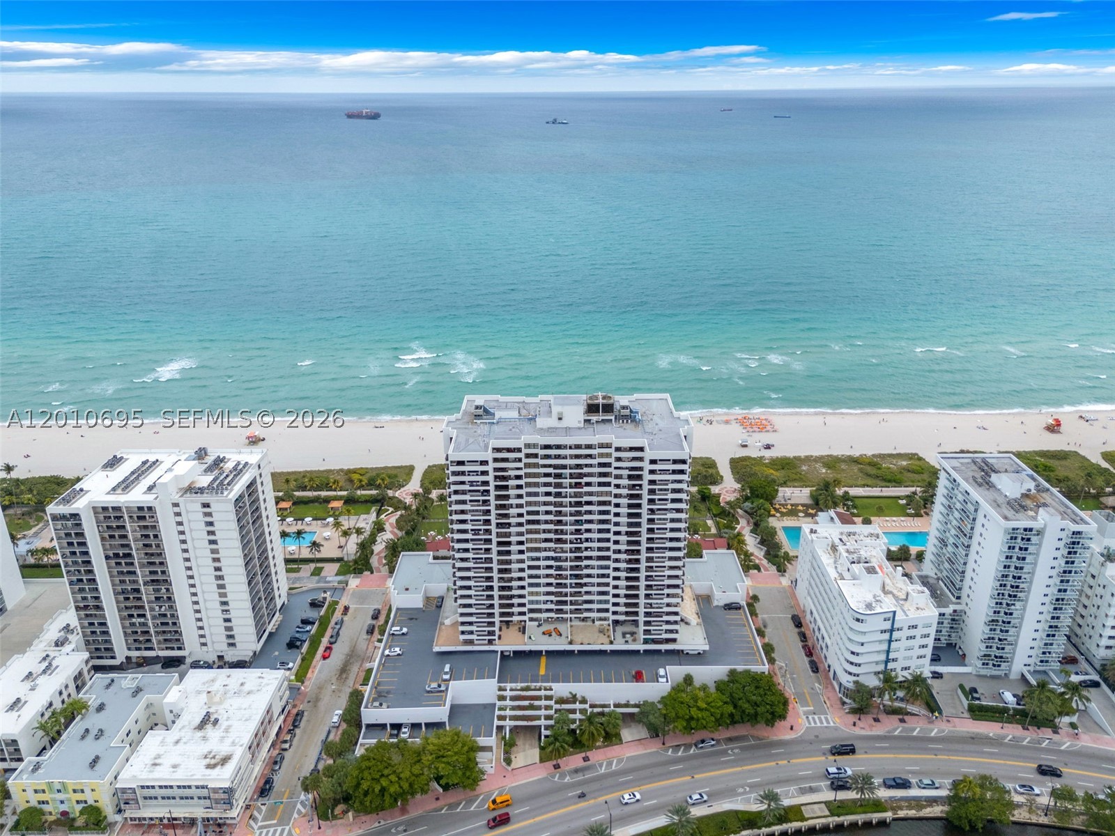 Miami Beach photo 2
