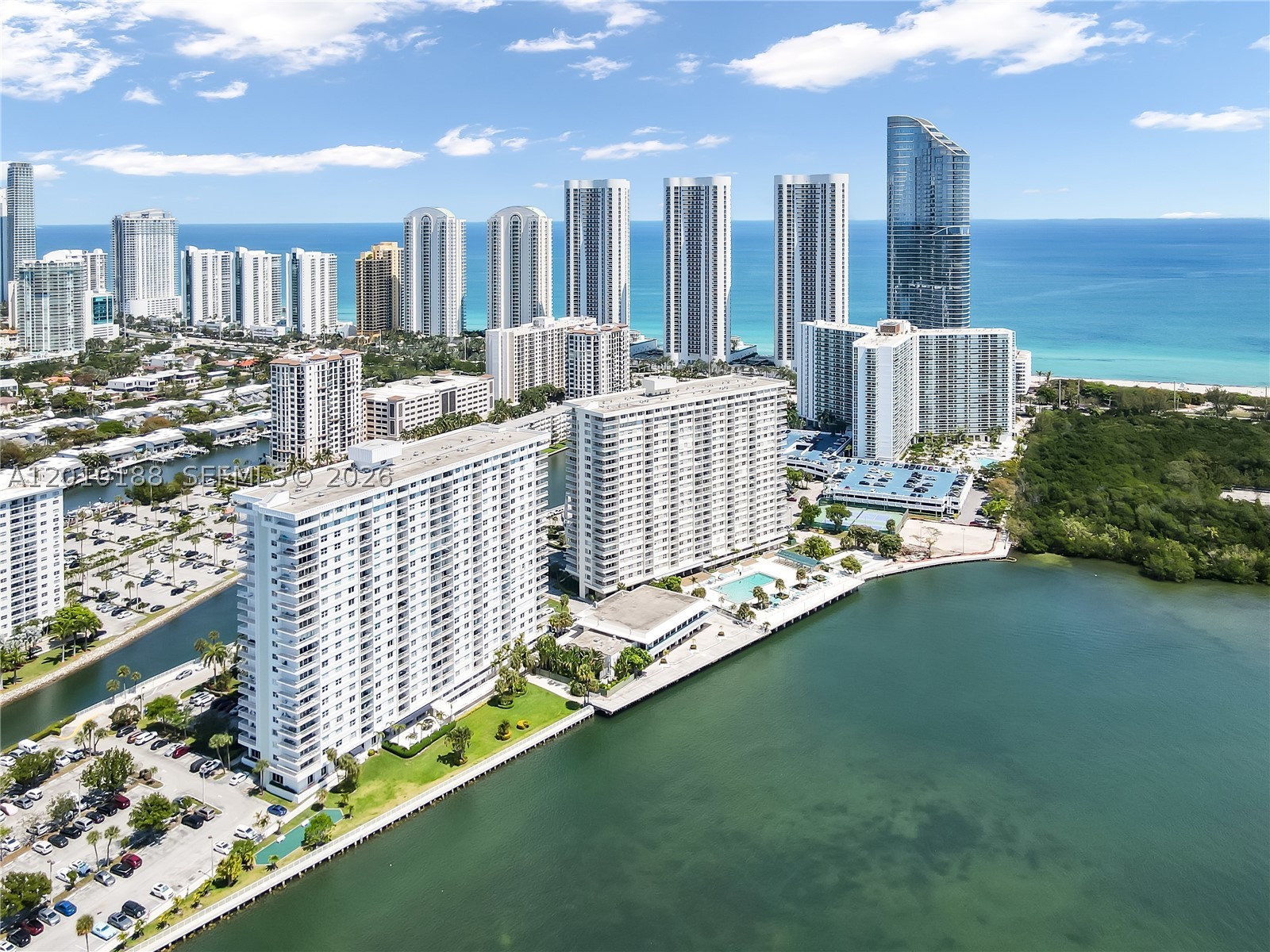 Sunny Isles Beach photo 2