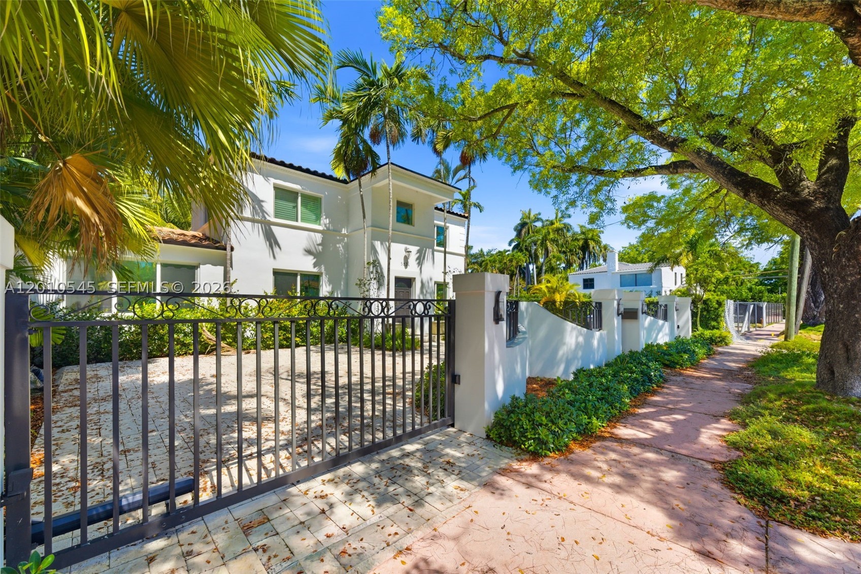Miami Beach photo 1