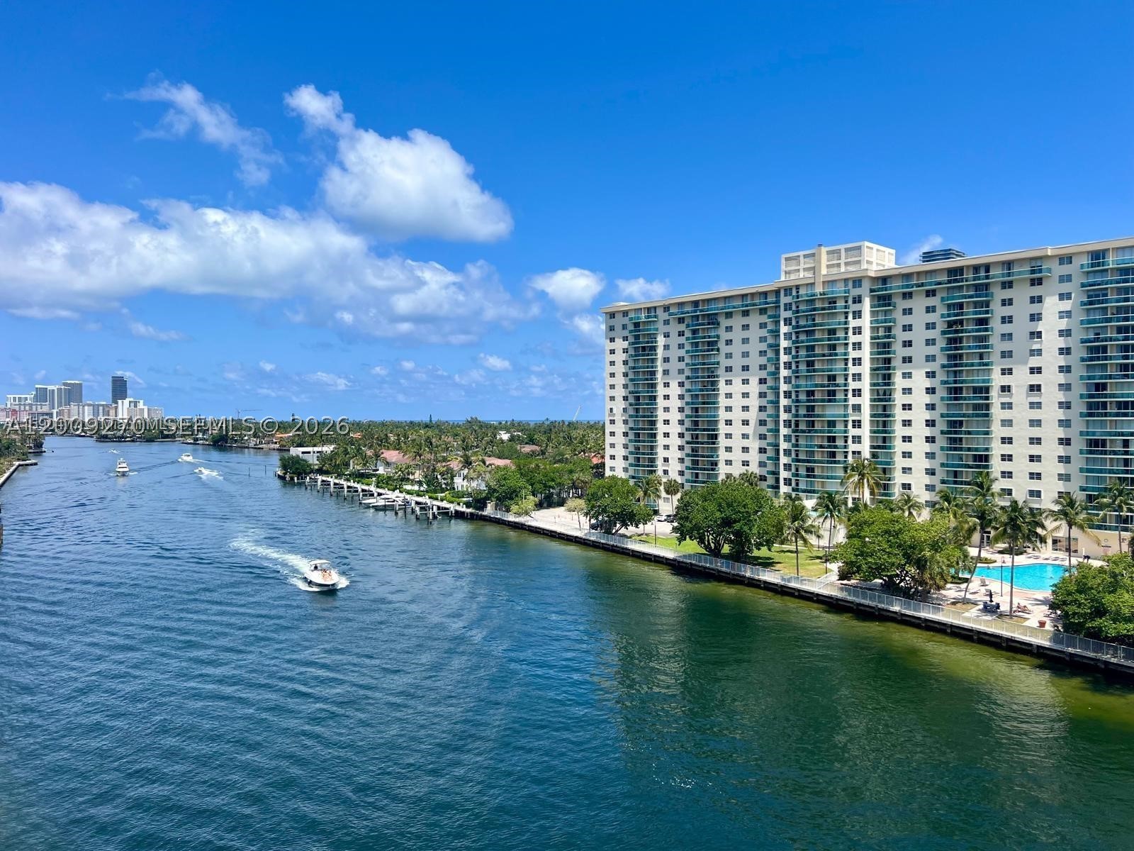 Sunny Isles Beach photo 1