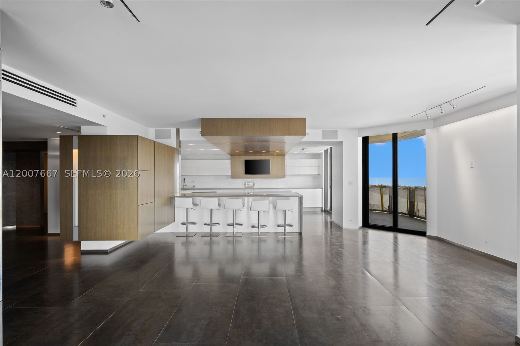 Bal Harbour photo 3