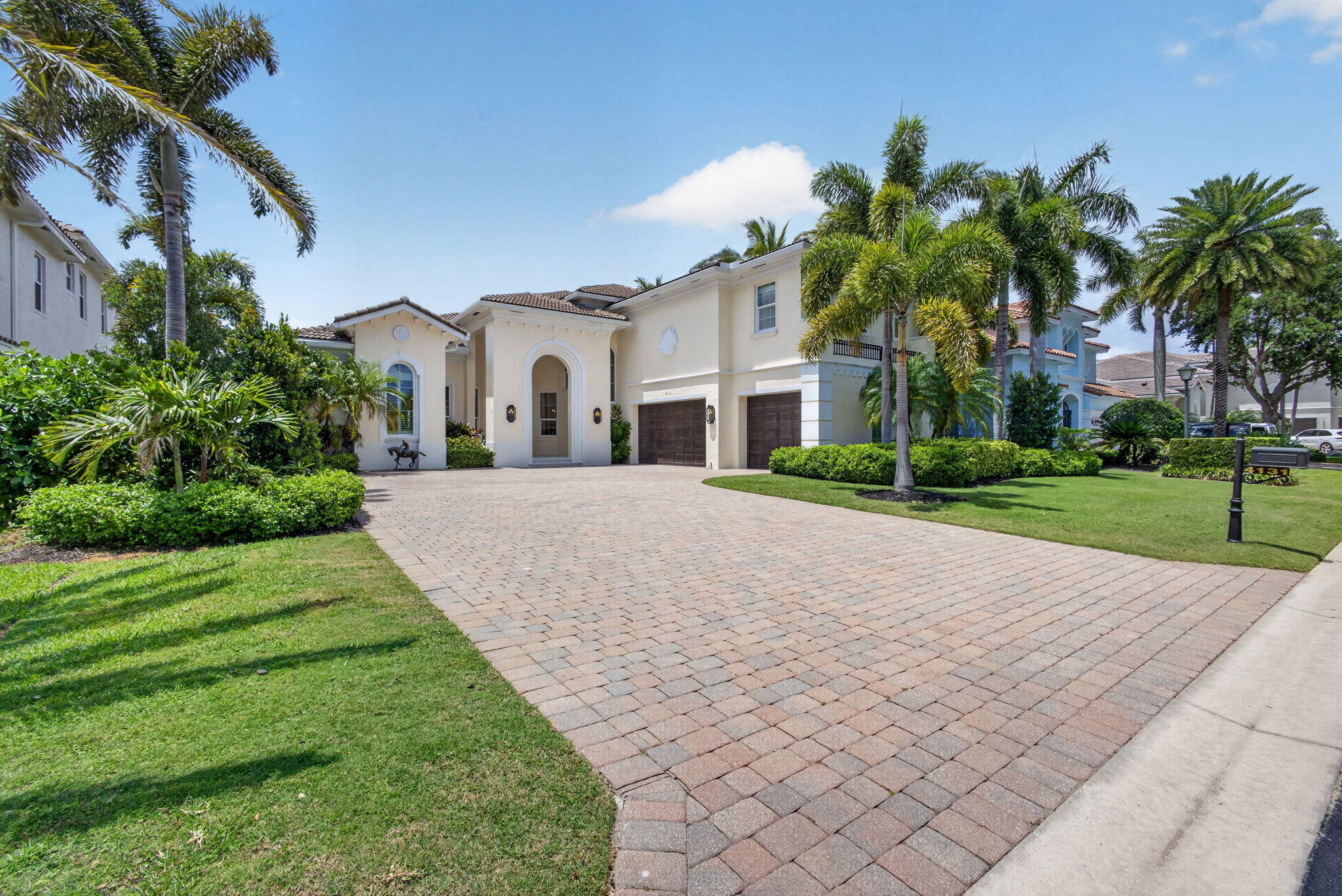 Palm Beach Gardens photo 1
