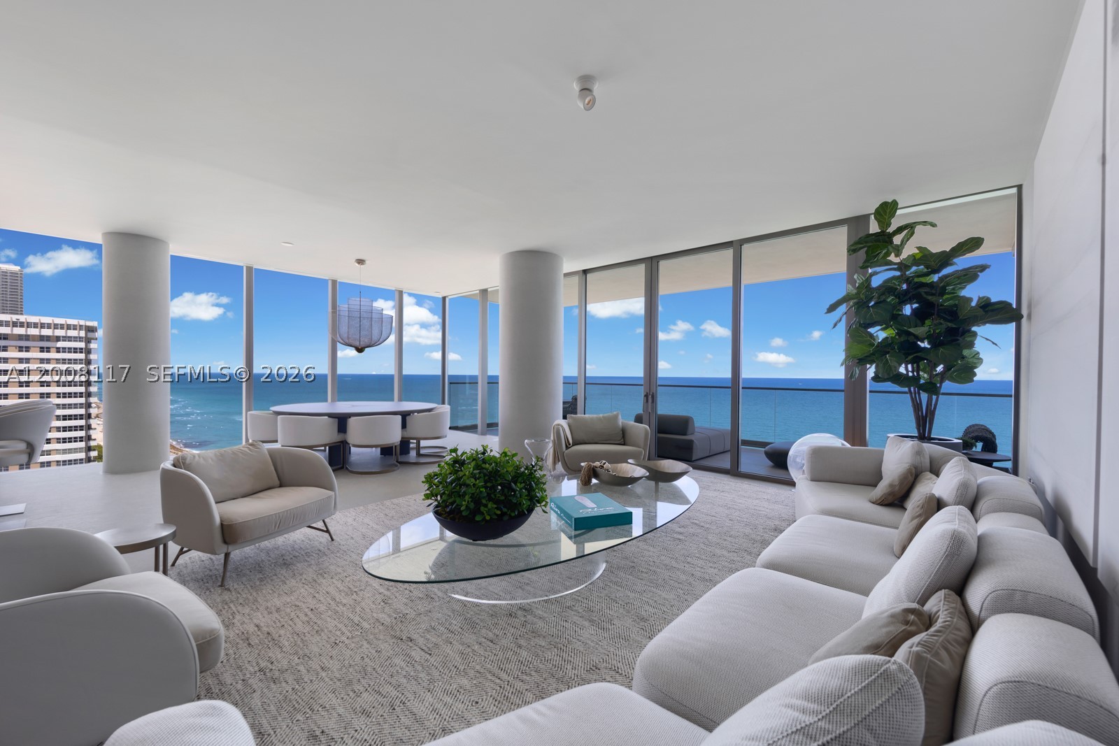 Hallandale Beach photo 2
