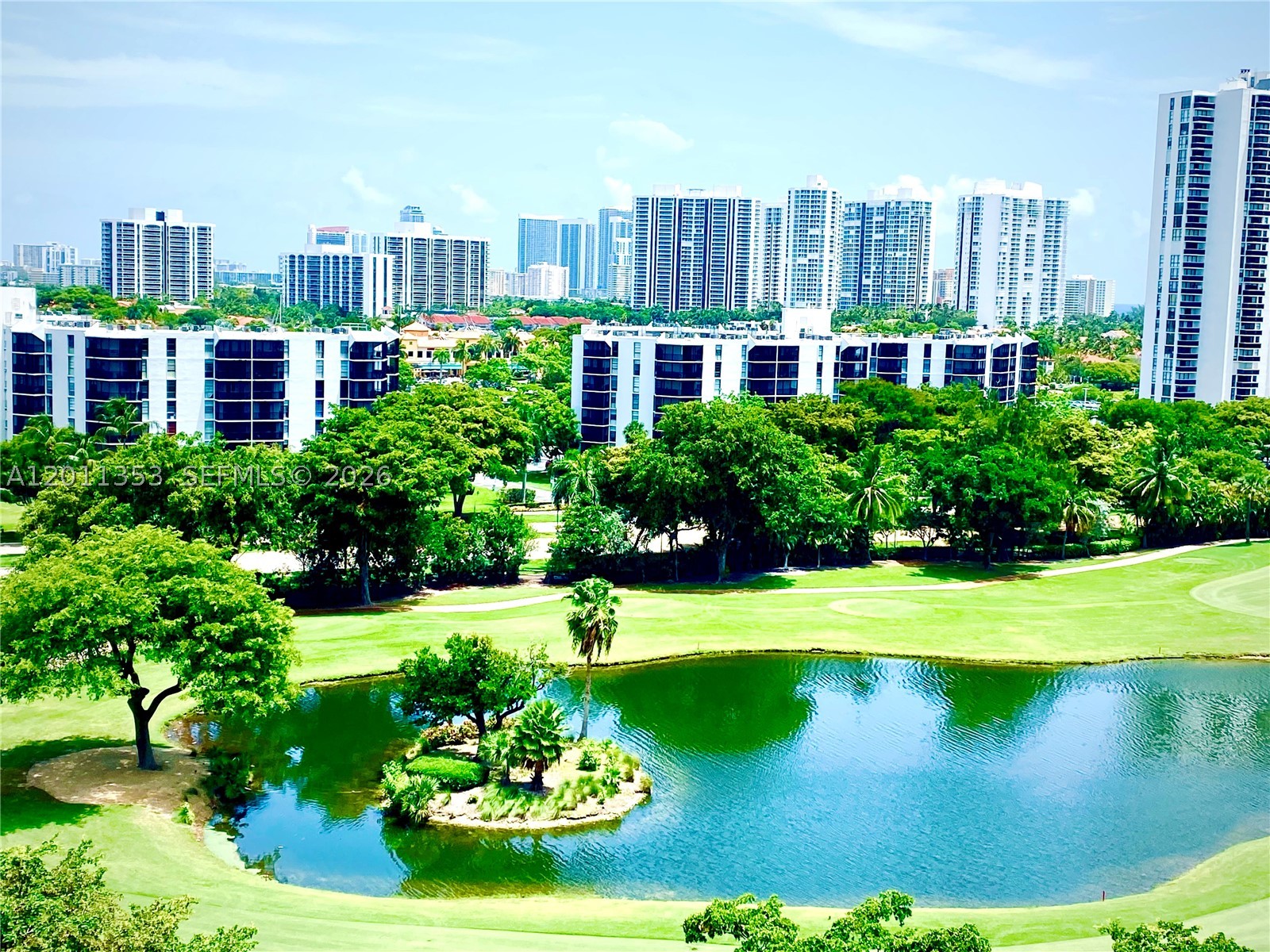Aventura photo 1