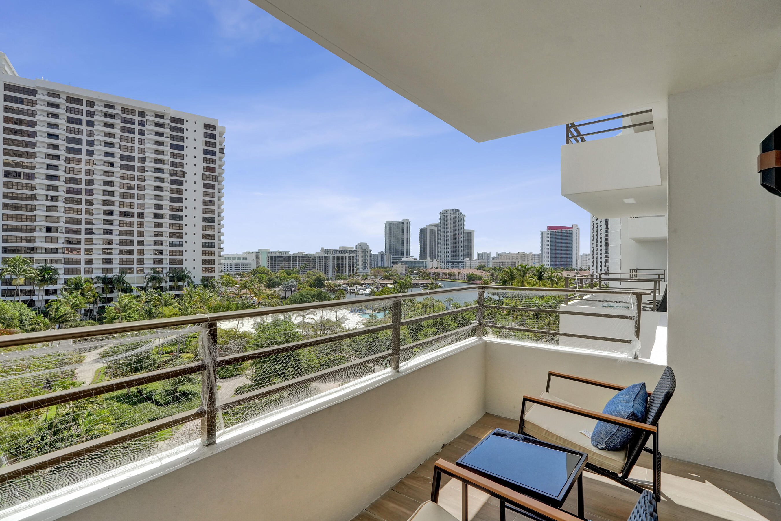 Hallandale Beach photo 1