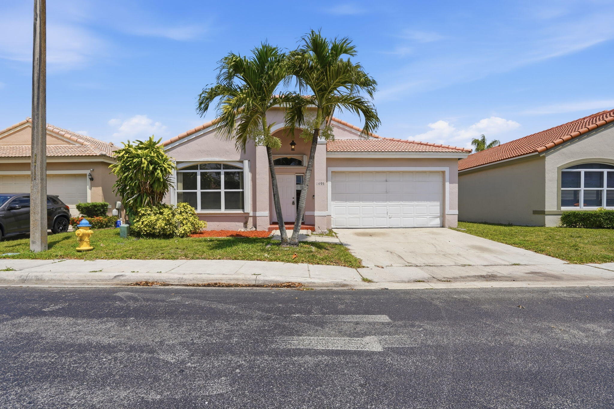 Pembroke Pines photo 1