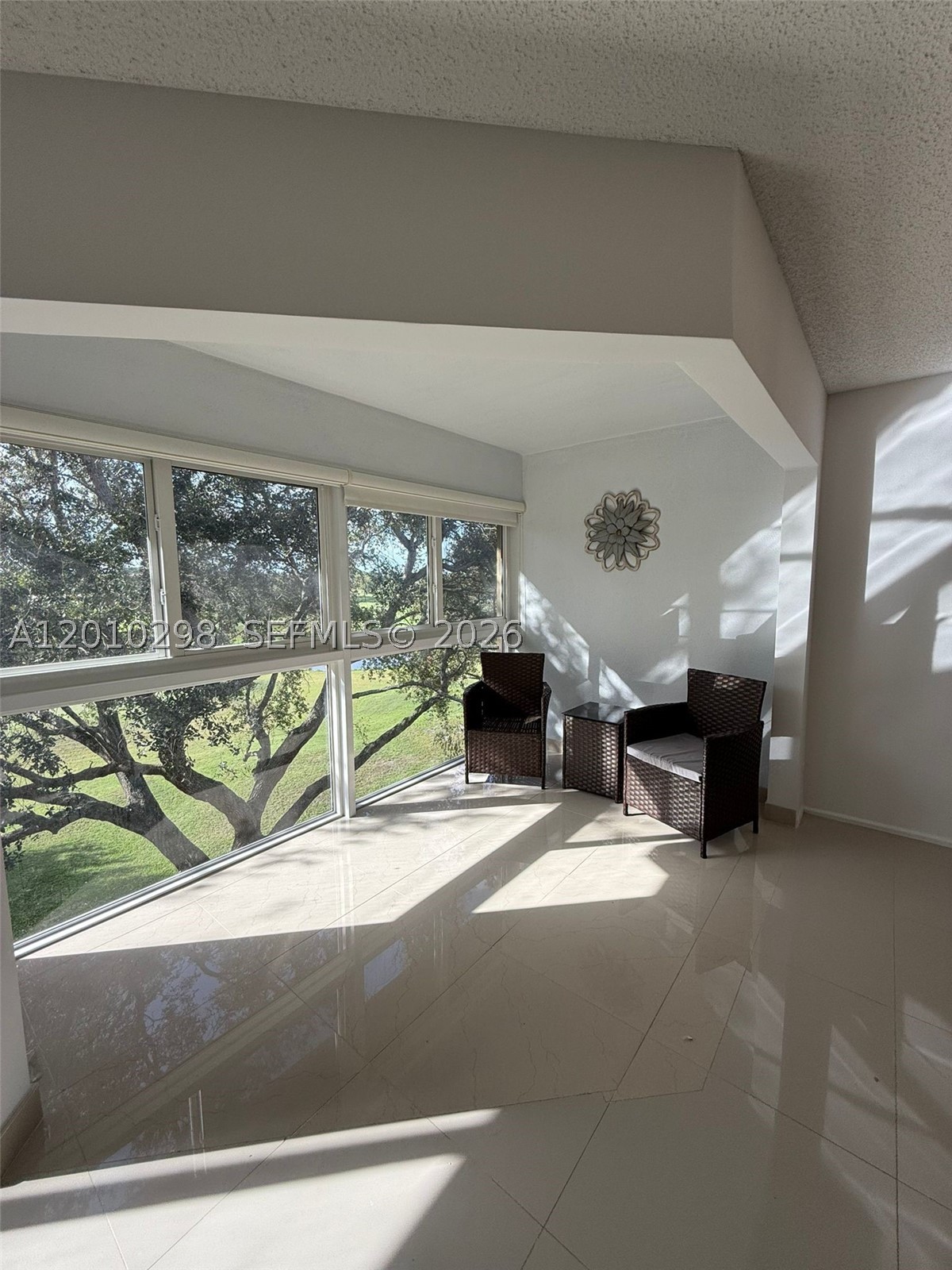Pembroke Pines photo 1