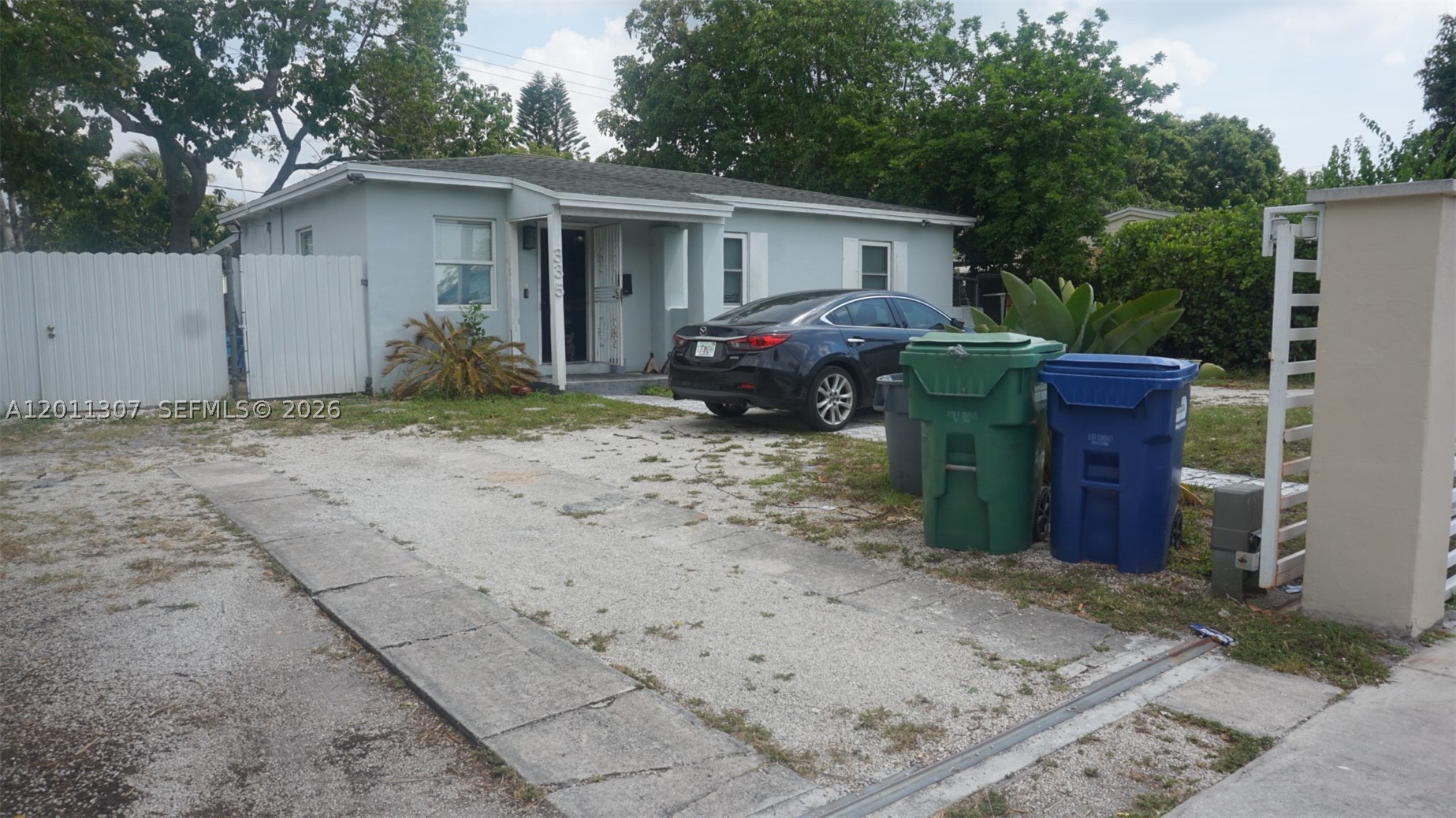 Miami Gardens photo 1