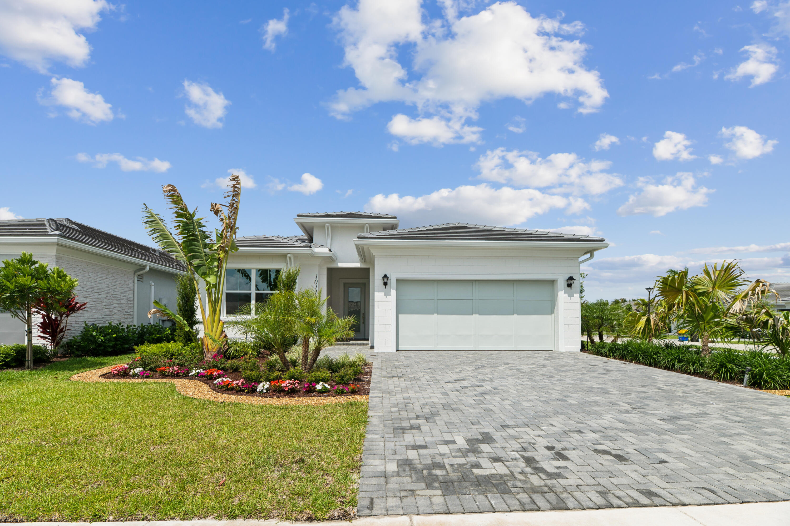 Palm Beach Gardens photo 1
