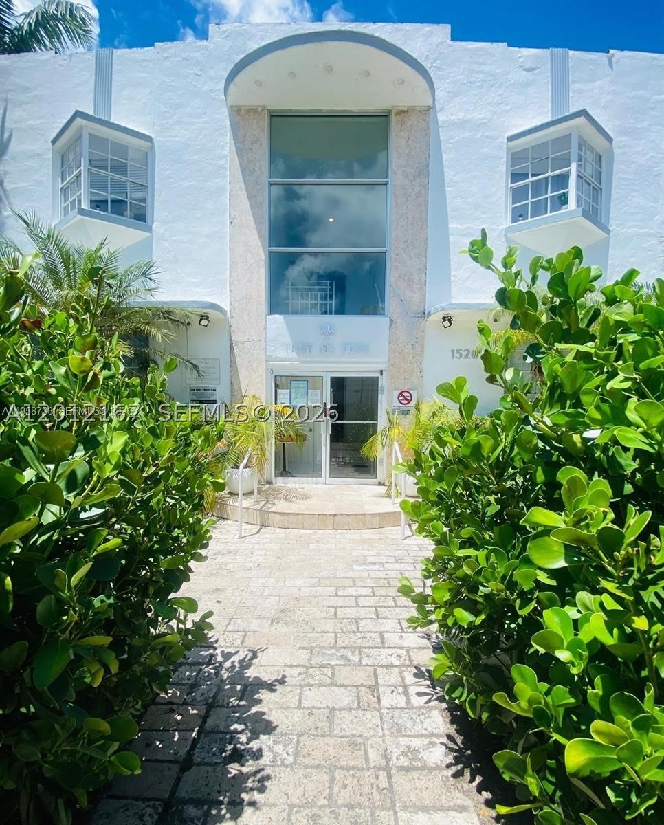 Miami Beach photo 1