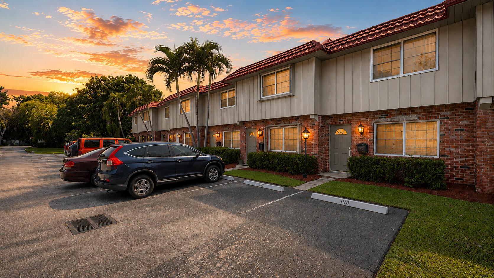 Wilton Manors photo 2