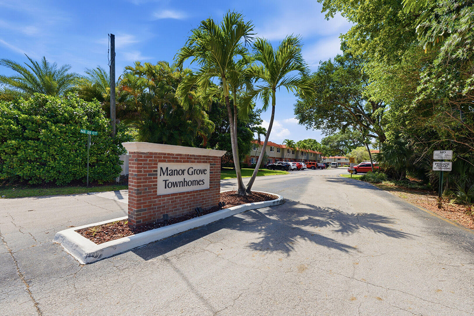 Wilton Manors photo 5