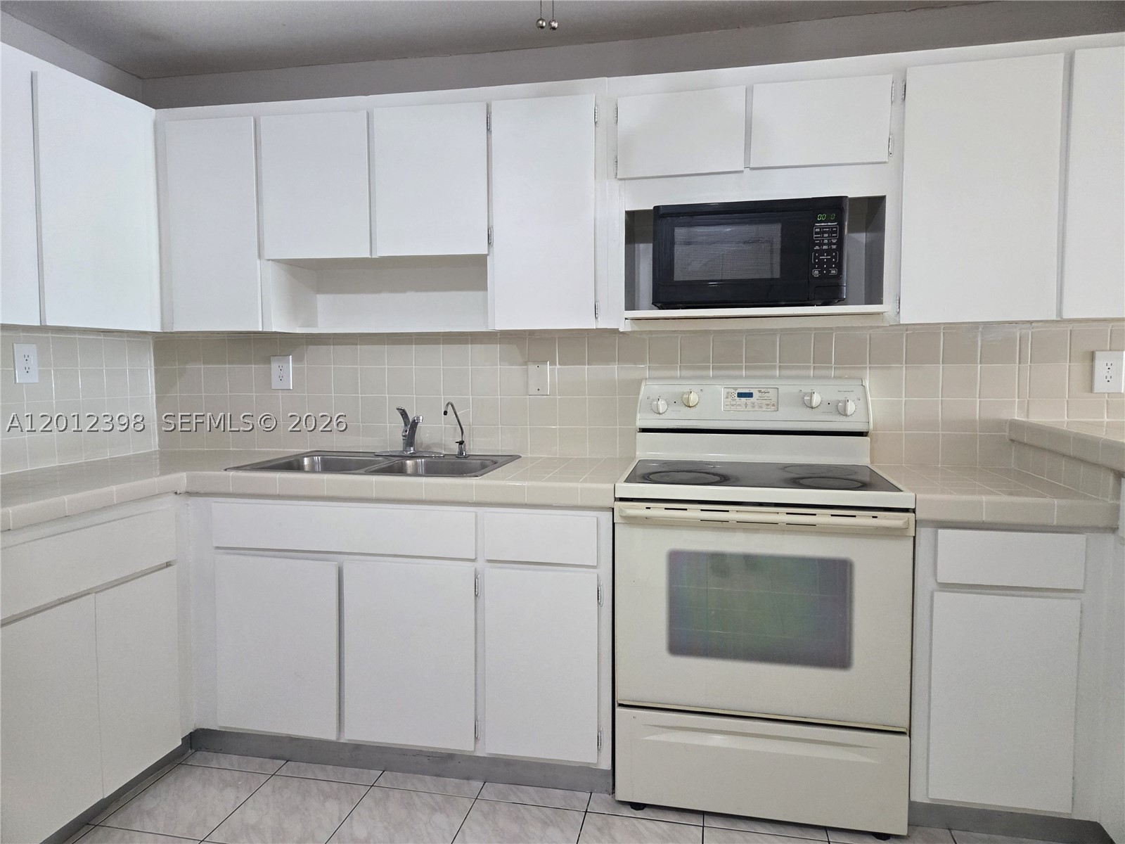 Hialeah photo 3