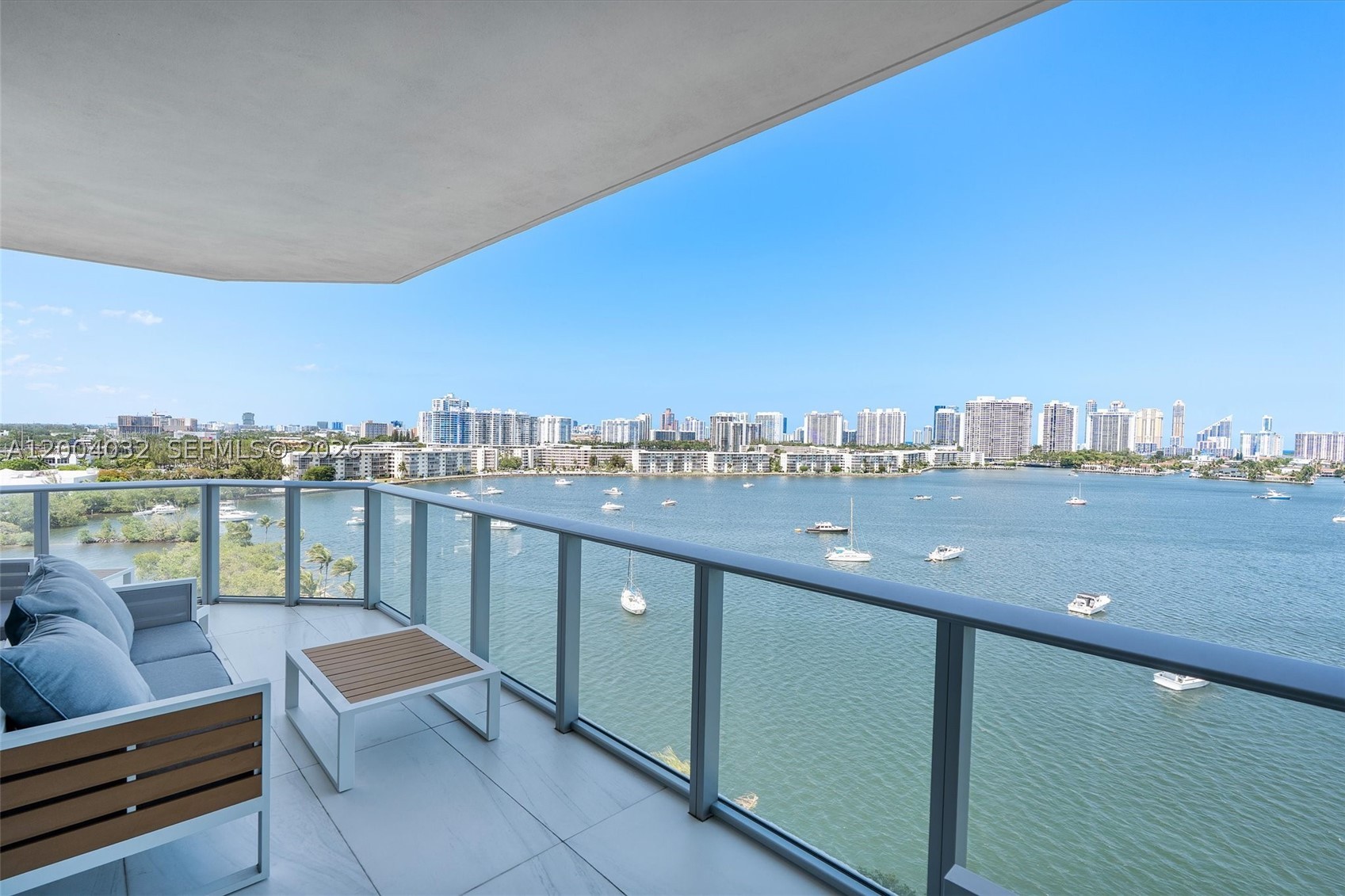 North Miami Beach photo 2
