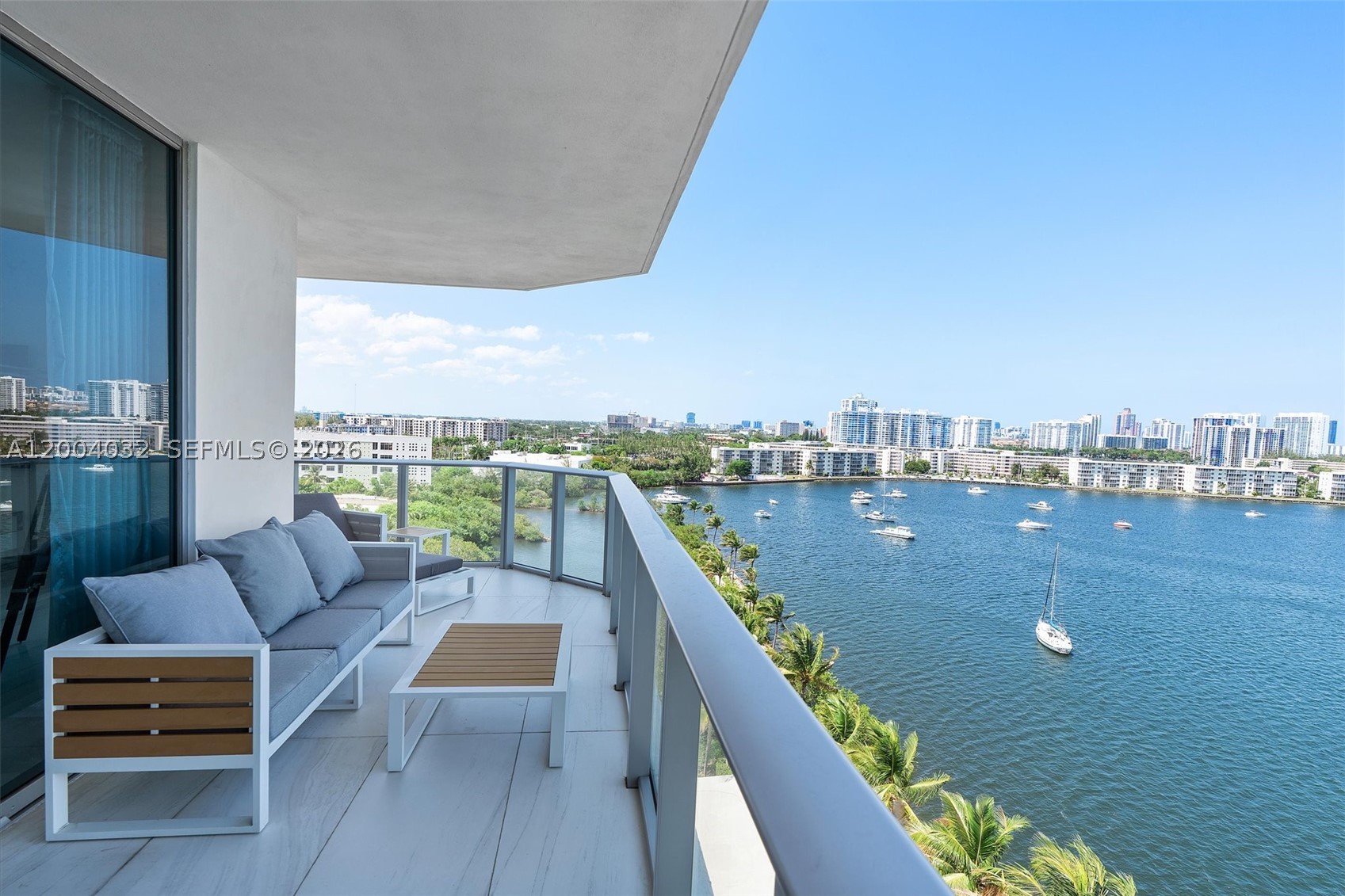North Miami Beach photo 3