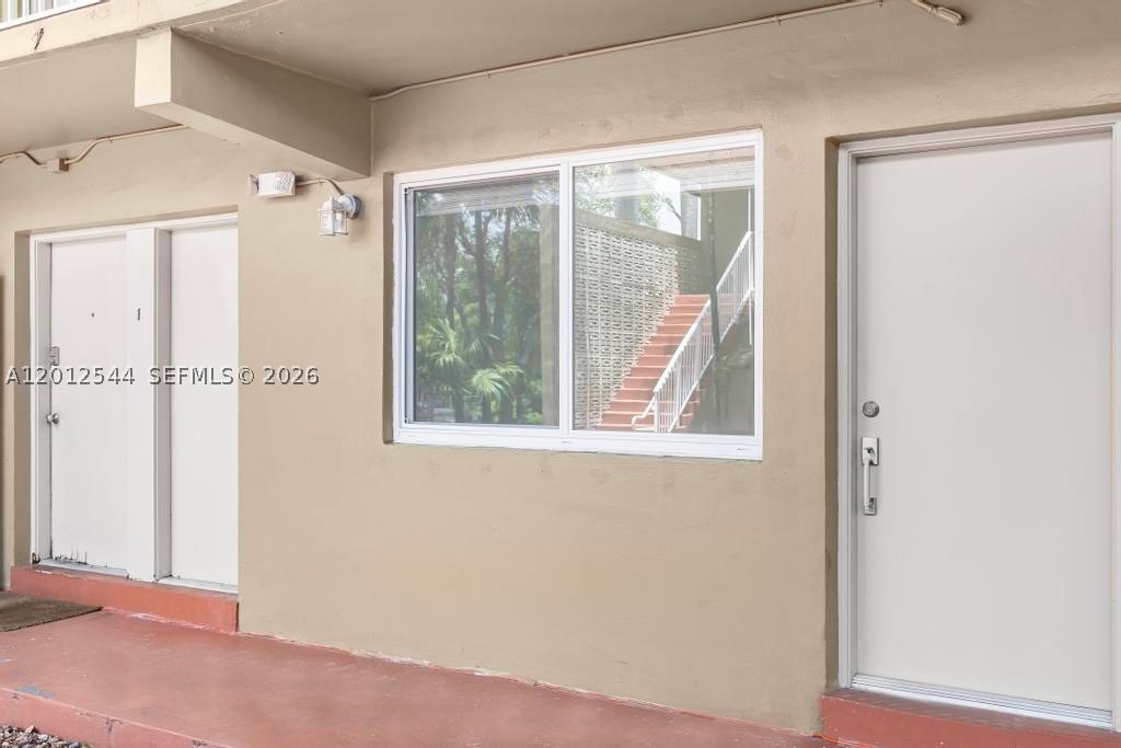 South Miami photo 3