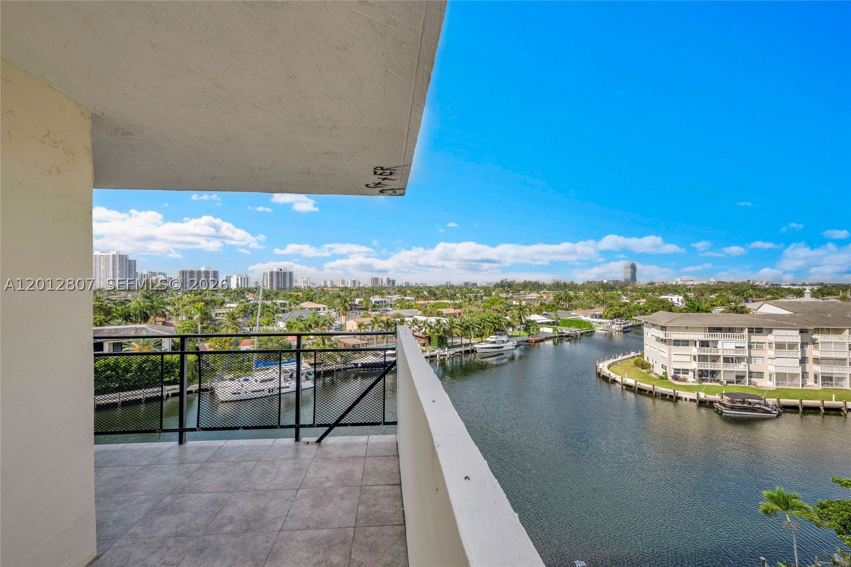 Hallandale Beach photo 2