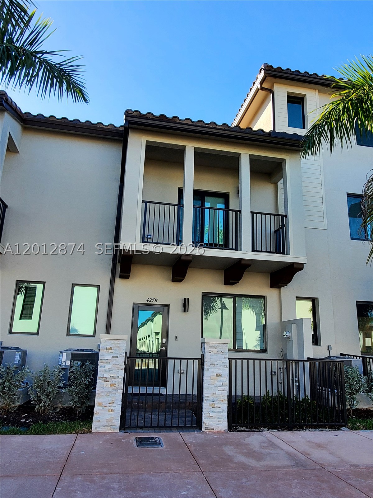 Doral photo 1