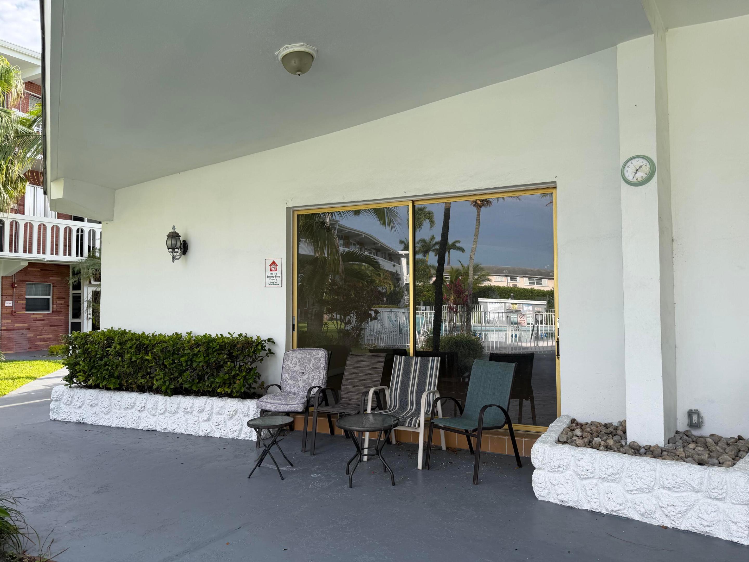 Hallandale Beach photo 4