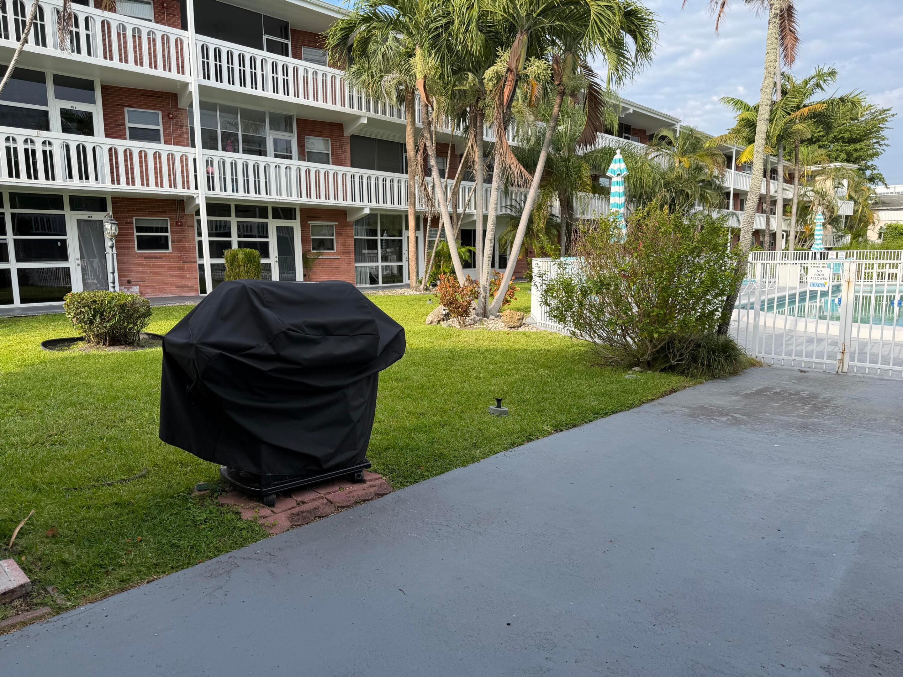 Hallandale Beach photo 5