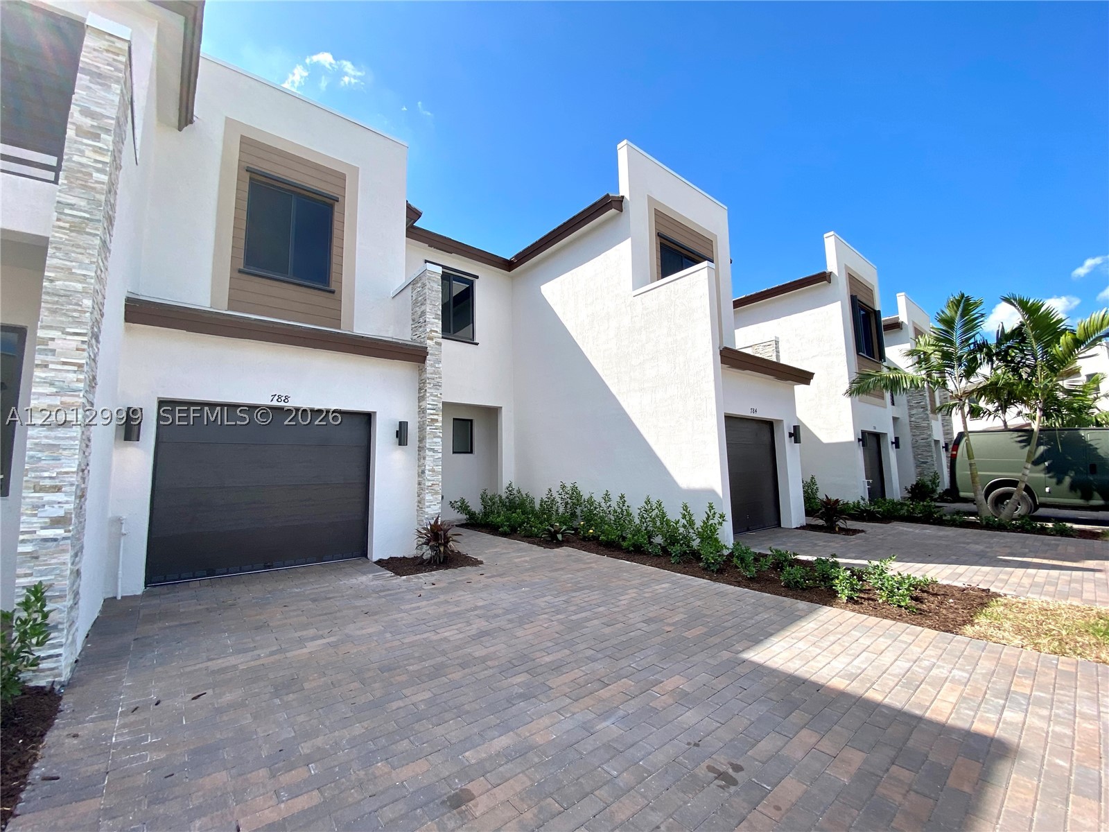 Miami Gardens photo 1