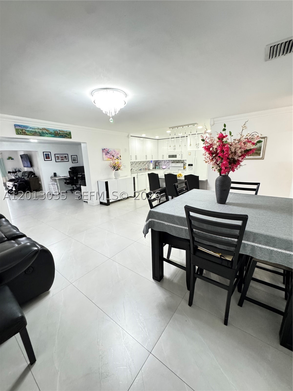 Hialeah photo 3