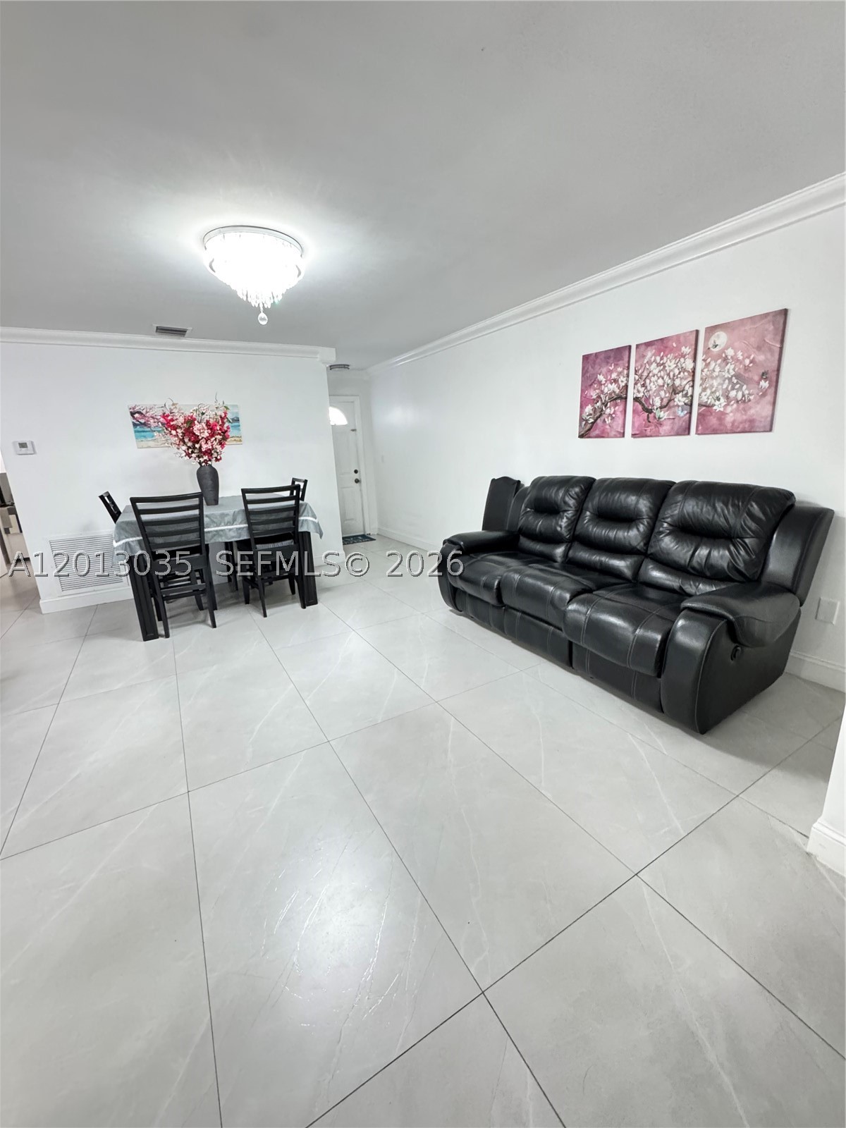 Hialeah photo 4