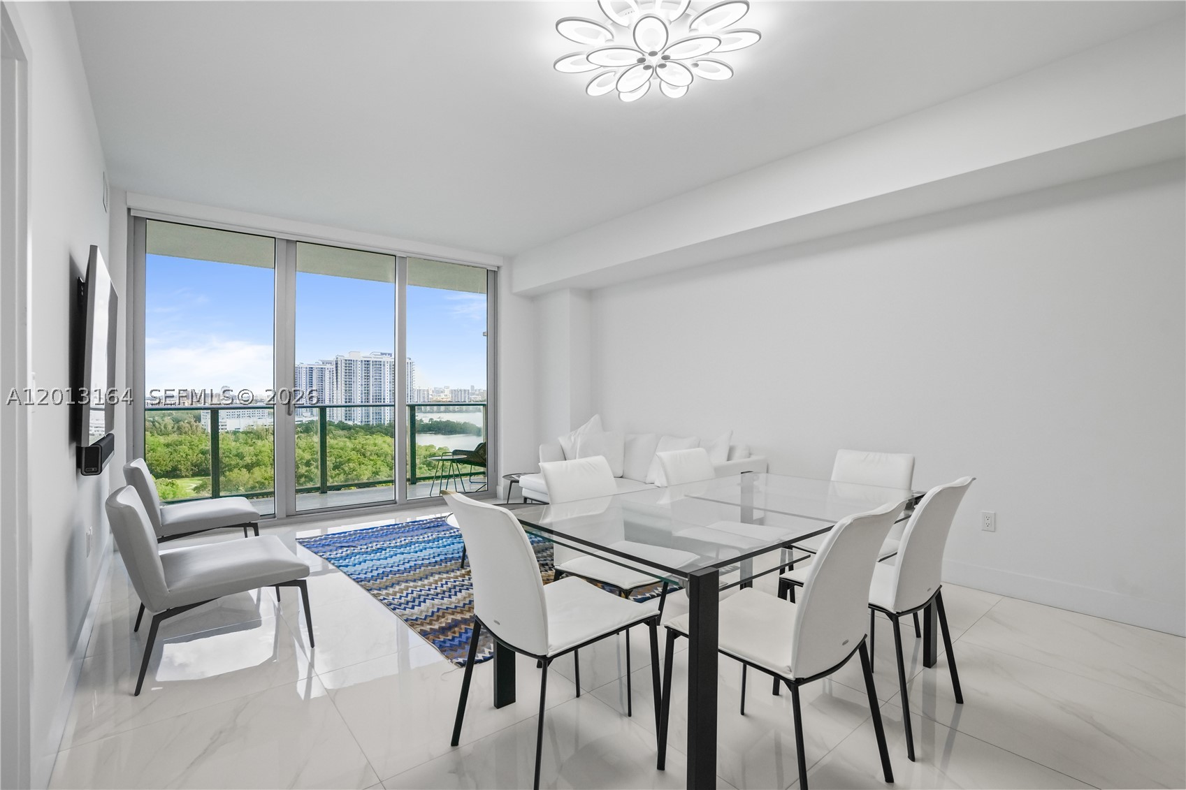 North Miami Beach photo 3