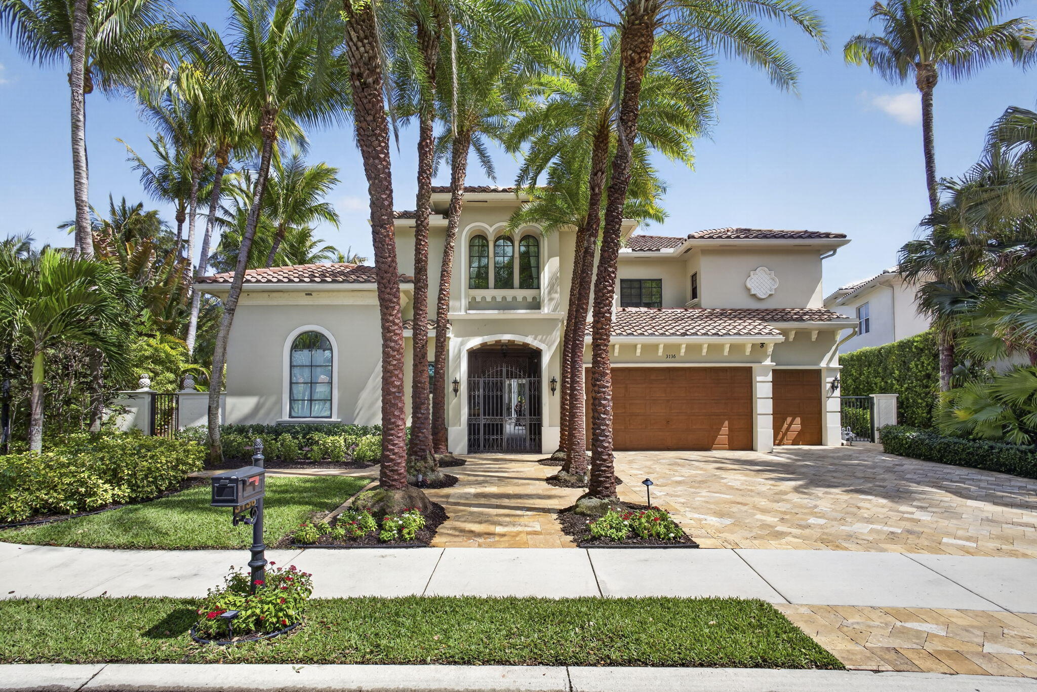 Palm Beach Gardens photo 2