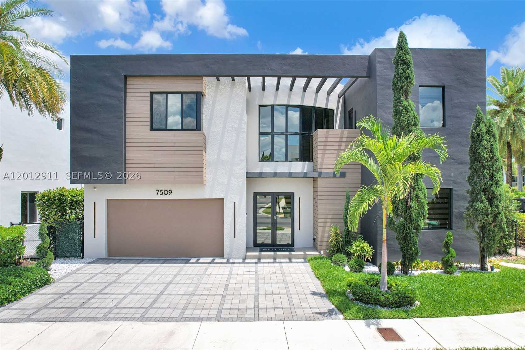 Doral photo 2