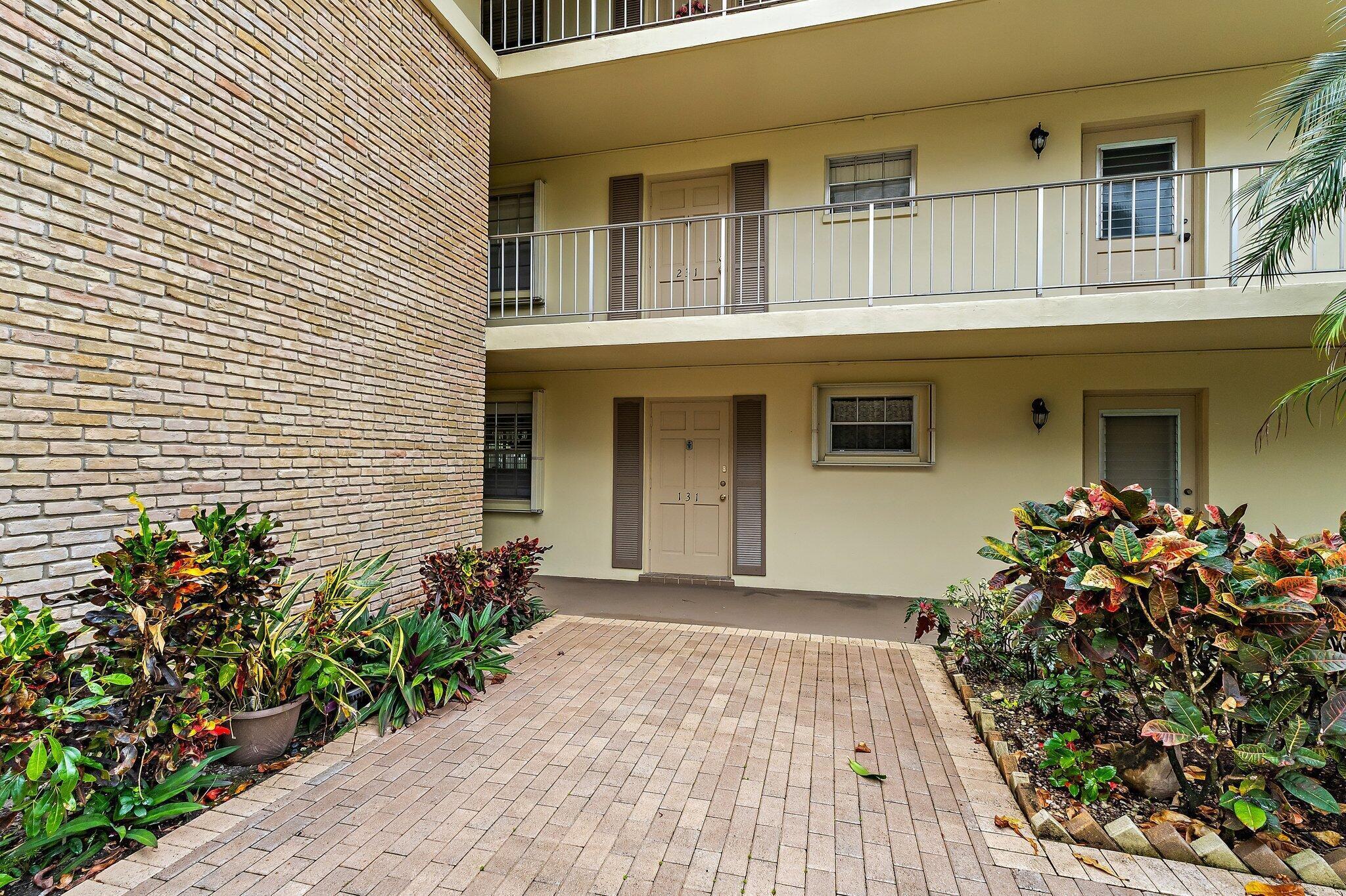 Palm Beach Gardens photo 2