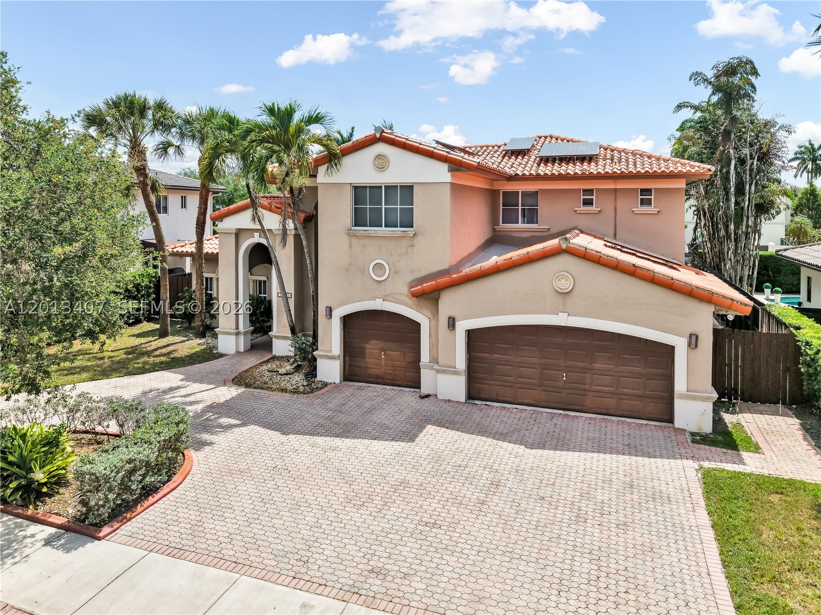 Miami Lakes photo 2