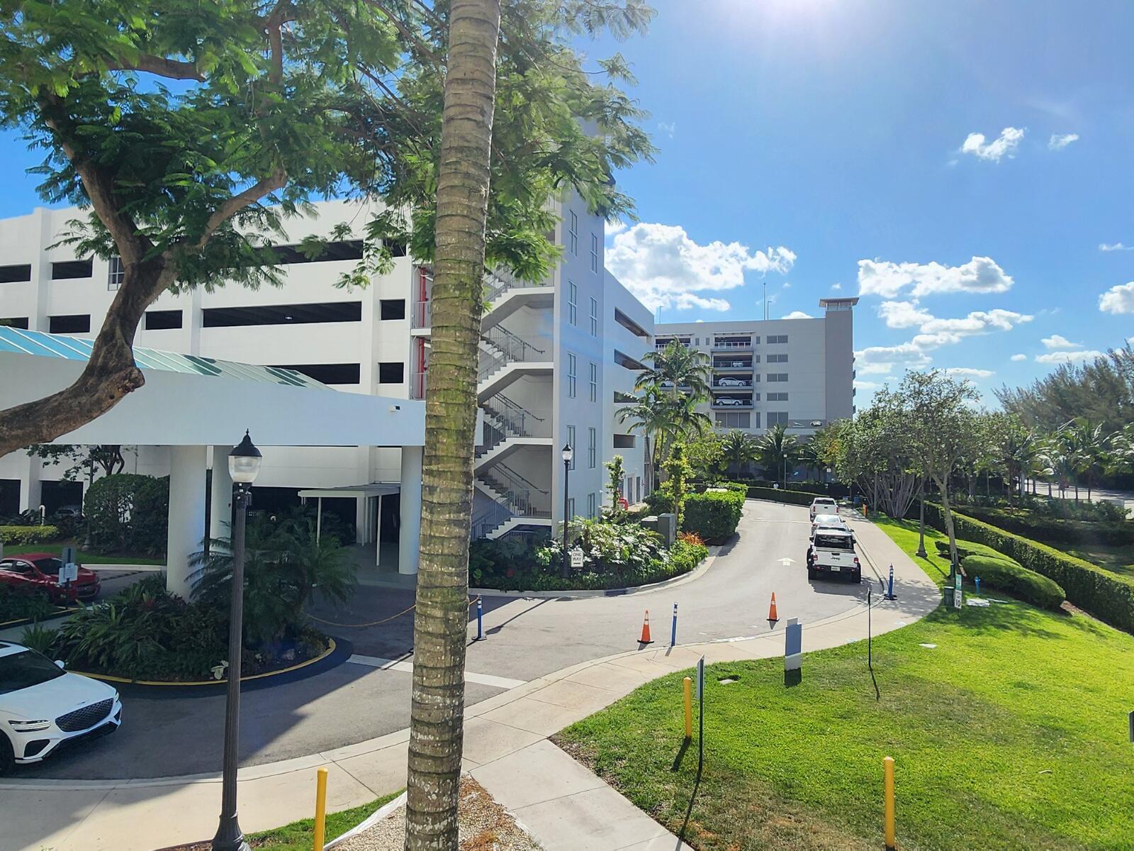 North Miami photo 4