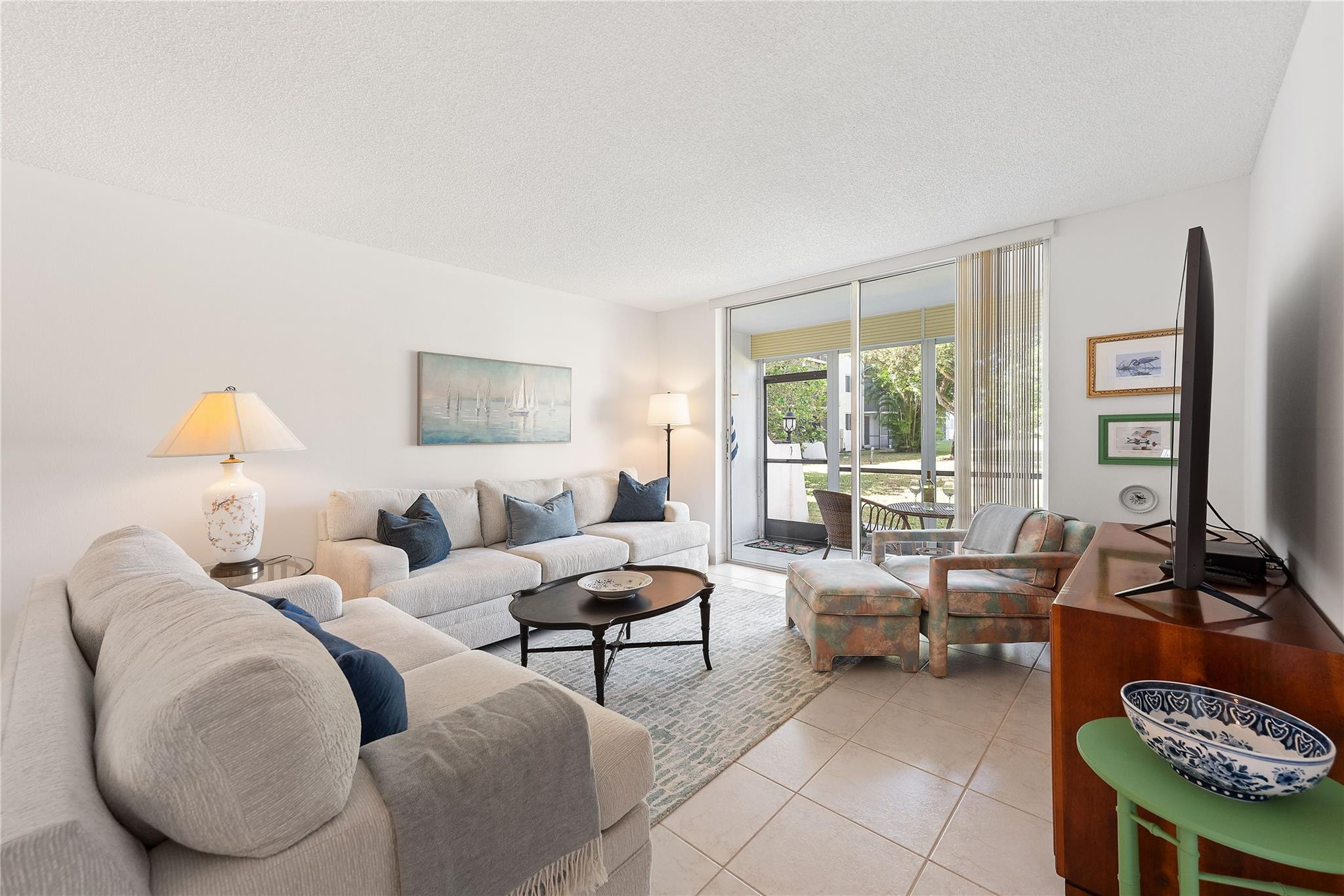 Pembroke Pines photo 5