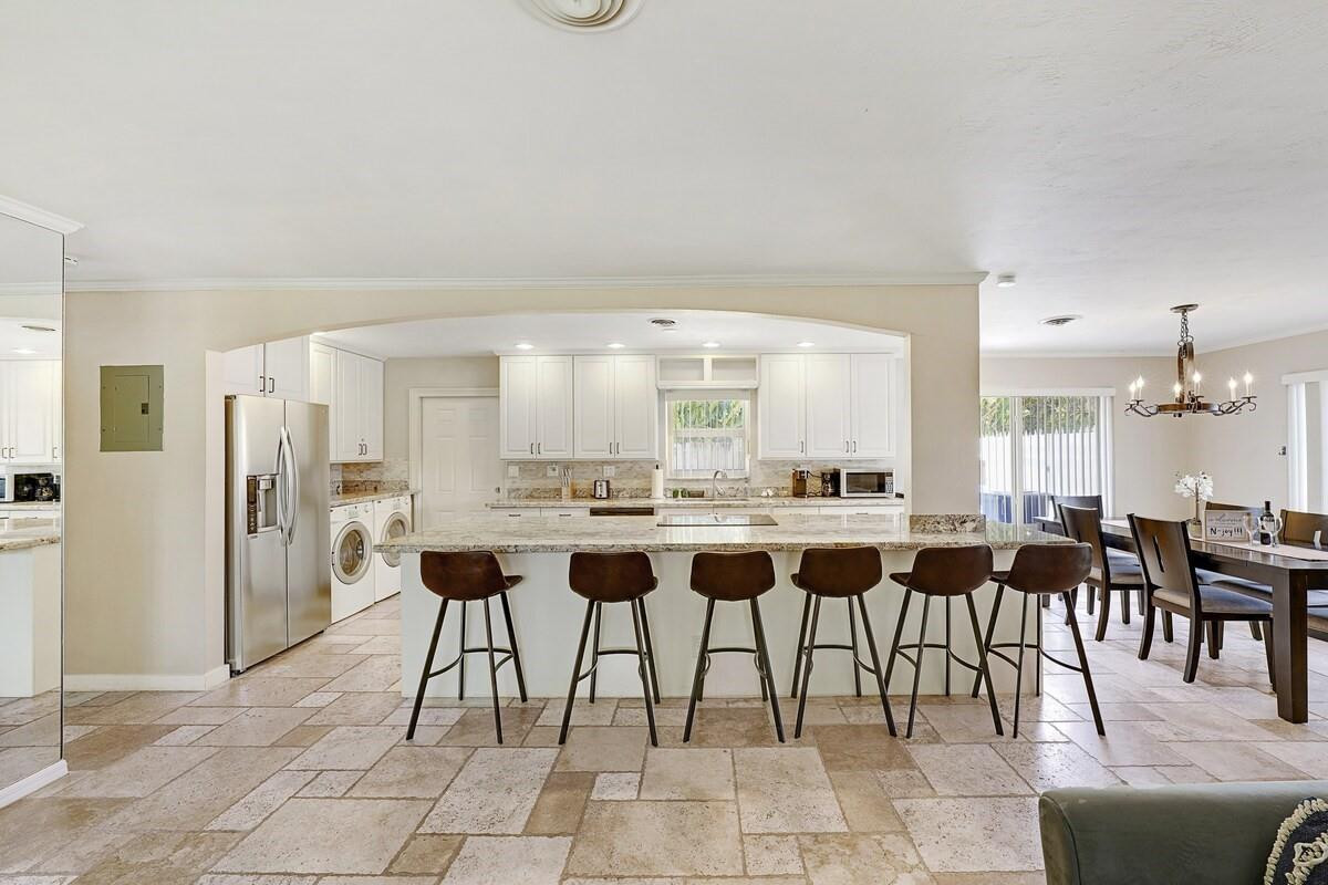 Wilton Manors photo 3