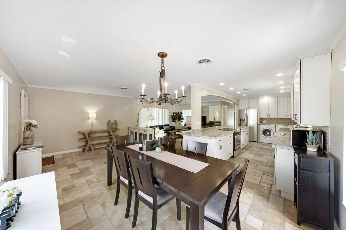 Wilton Manors photo 5
