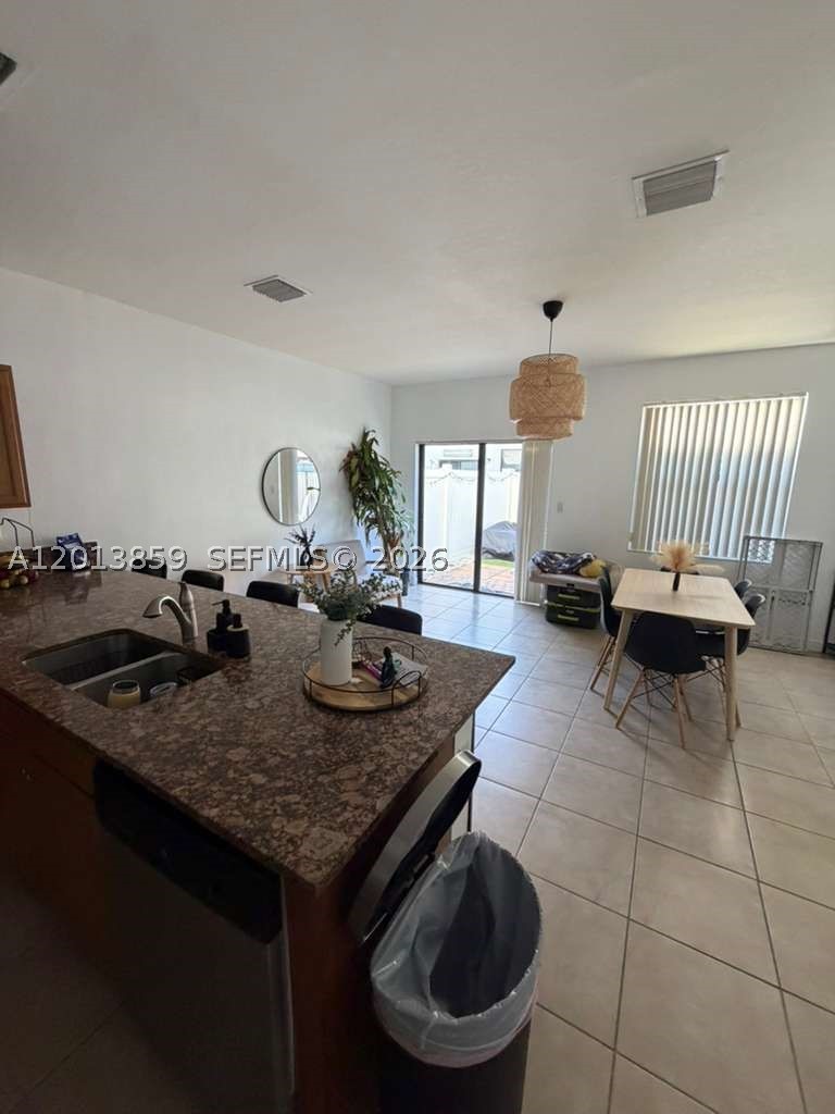Hialeah photo 2